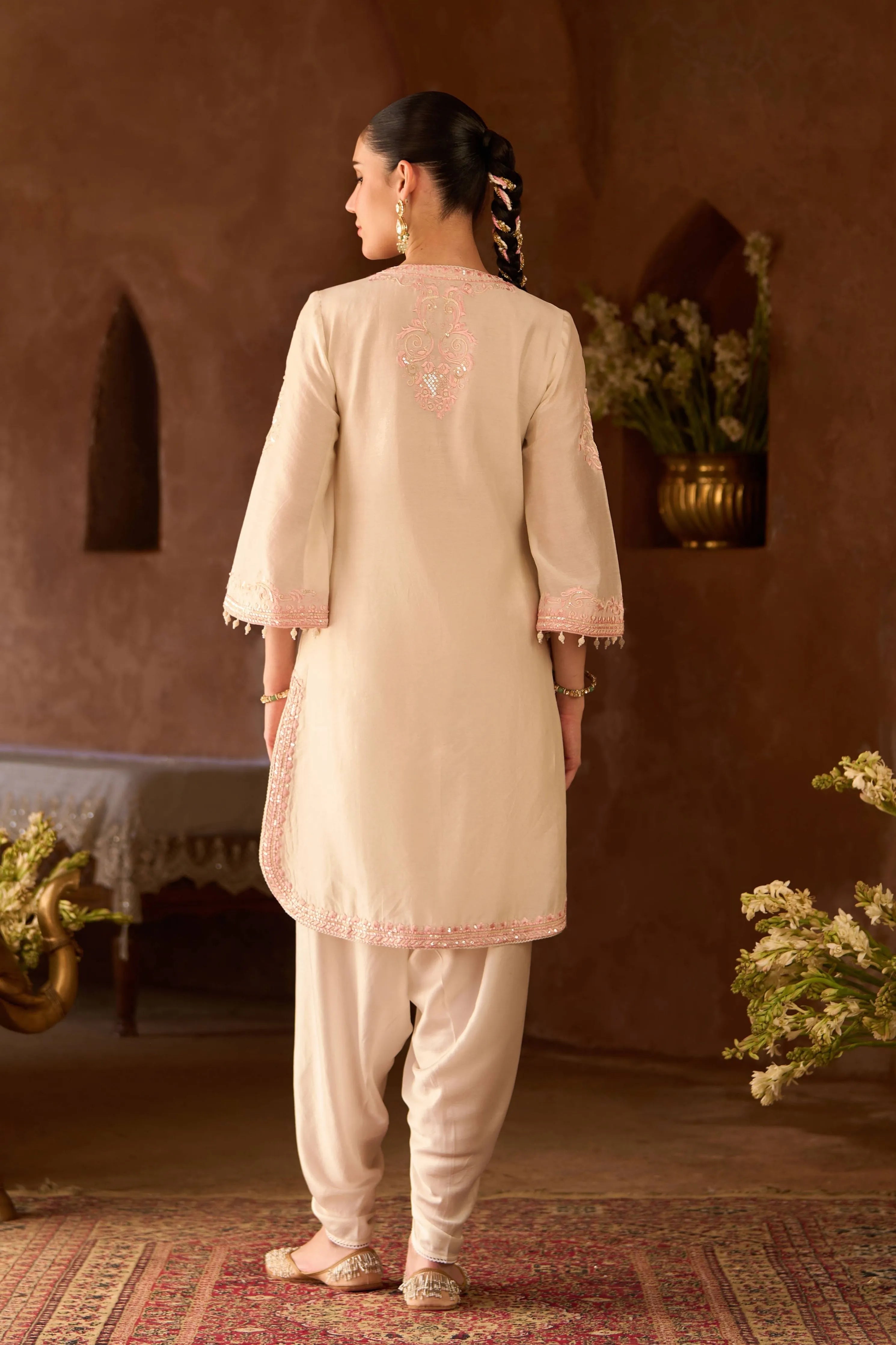 Nyra Daisy Ivory & Pink Short Kurta Set
