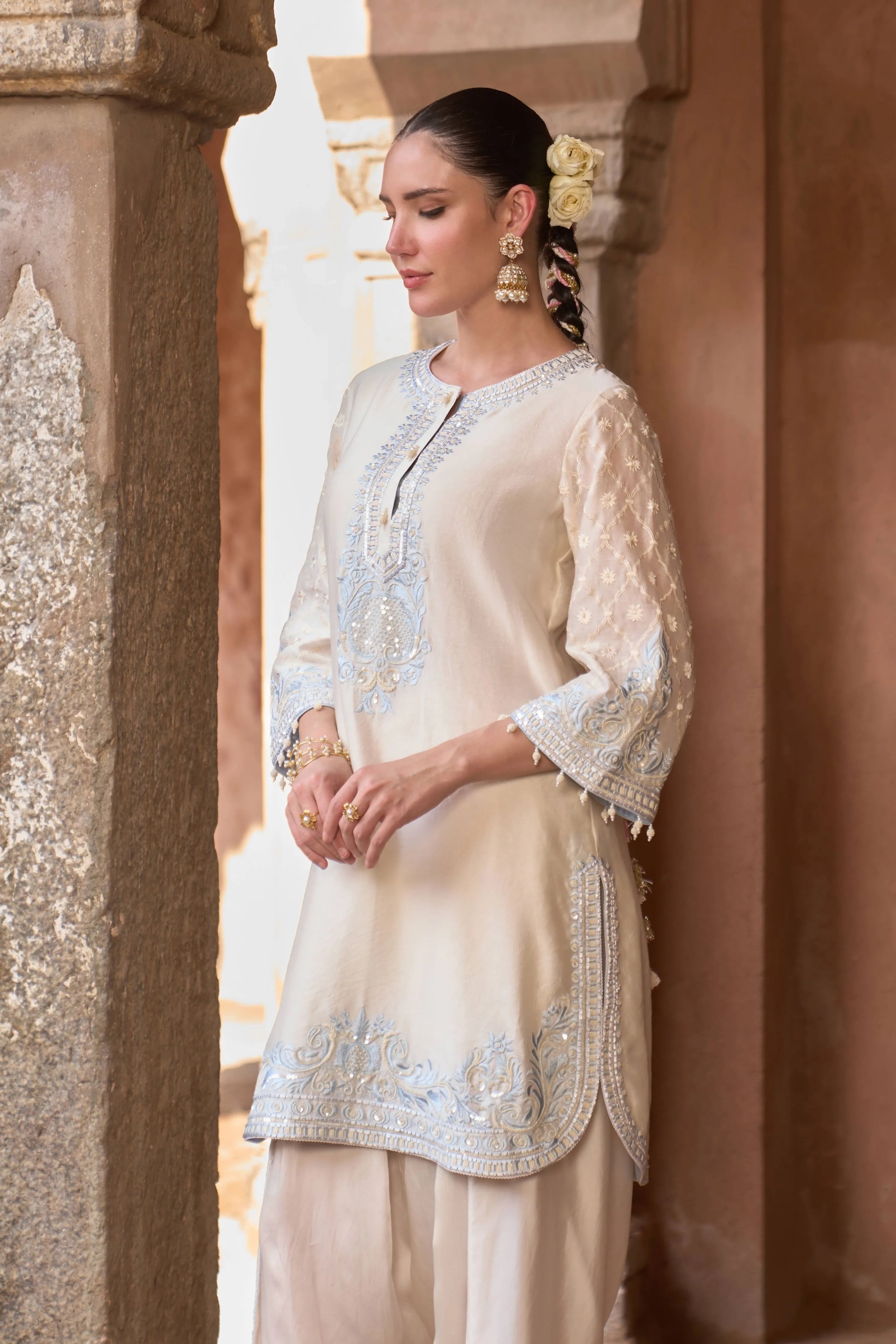 Ruhi Daisy Ivory & Blue Short Kurta Set