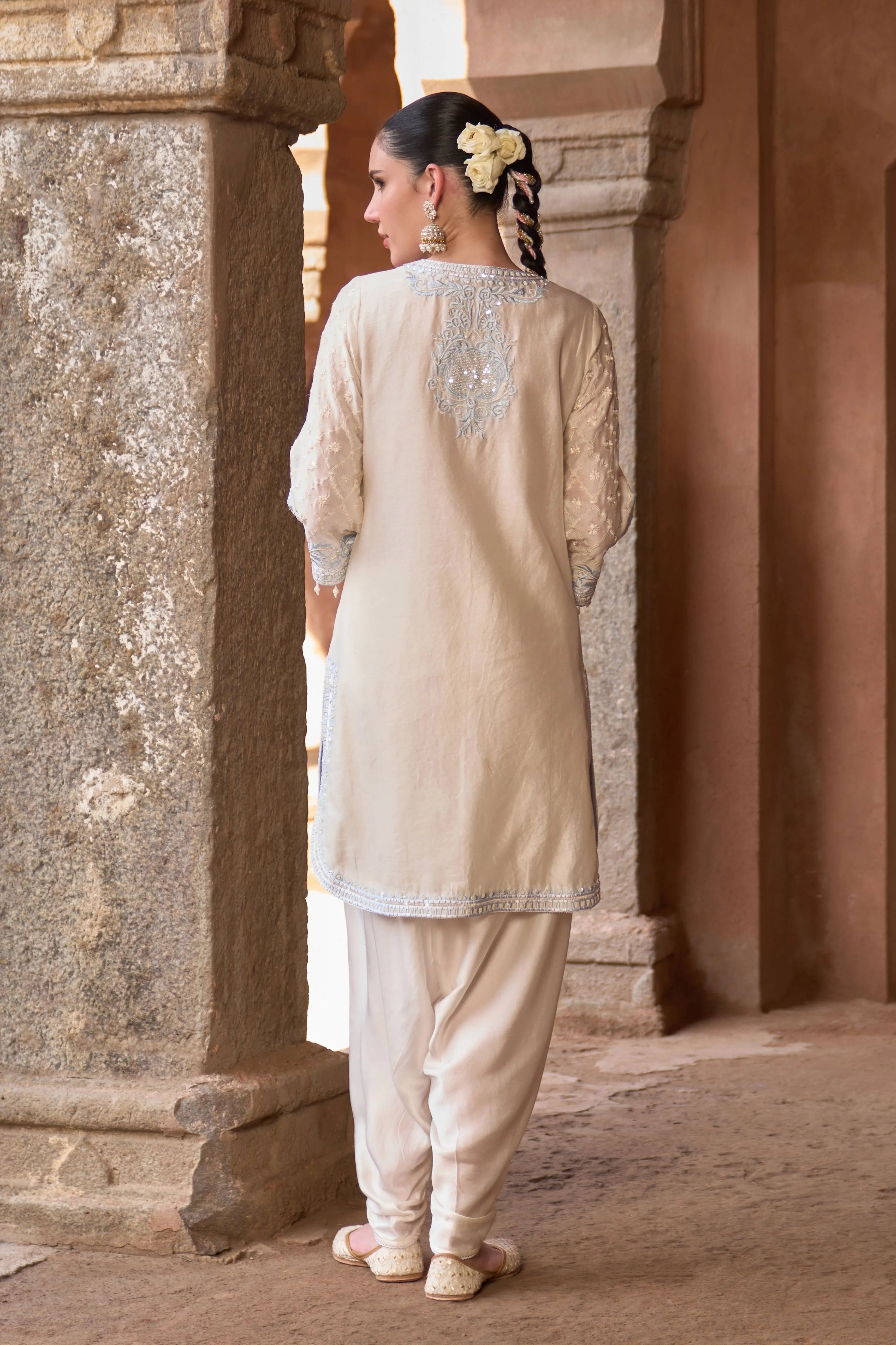Ruhi Daisy Ivory & Blue Short Kurta Set