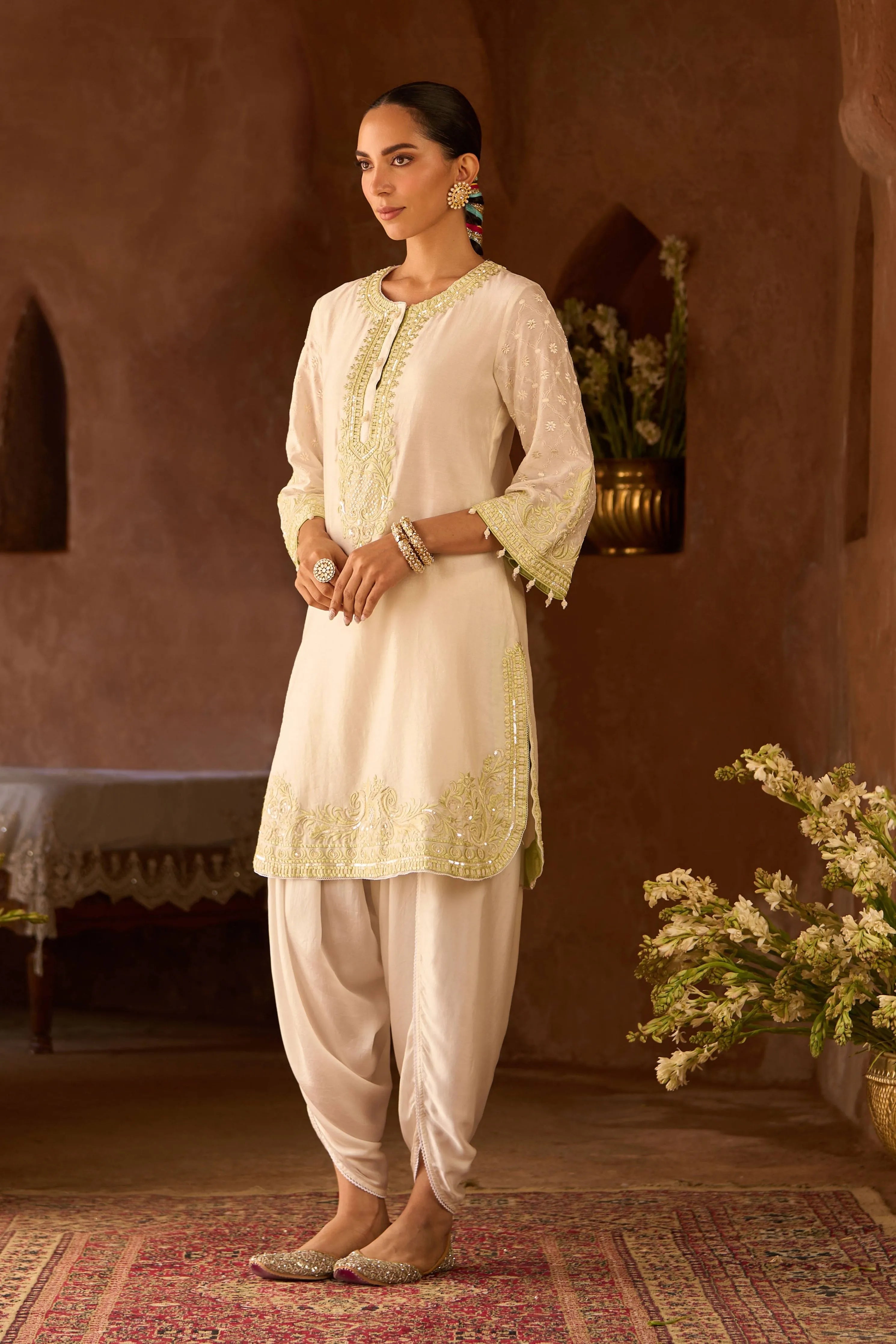 Ruhi Daisy Ivory & Mint Green Short Kurta Set