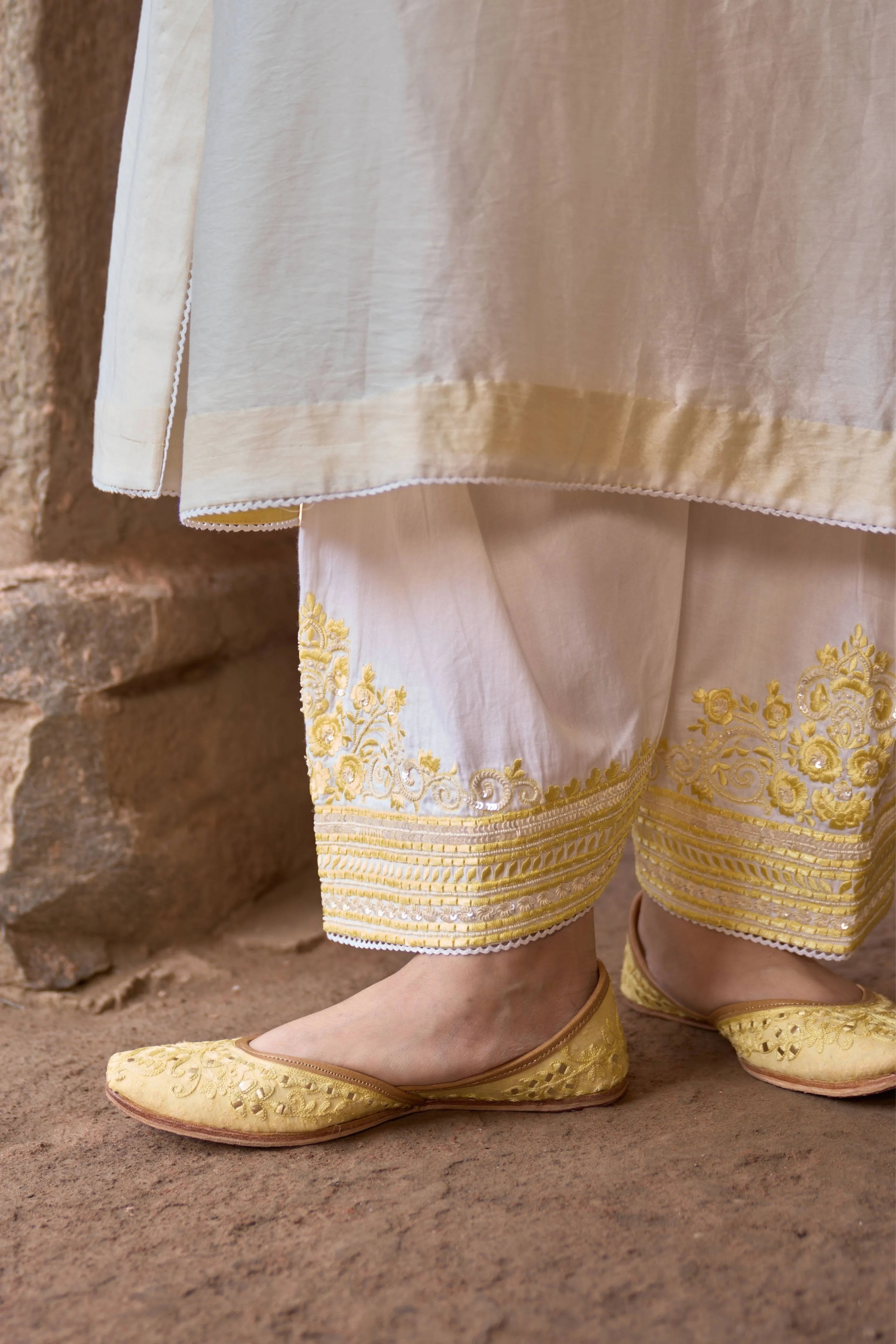 Sahabat Daisy Ivory & Lemon Yellow Kaaftan Set