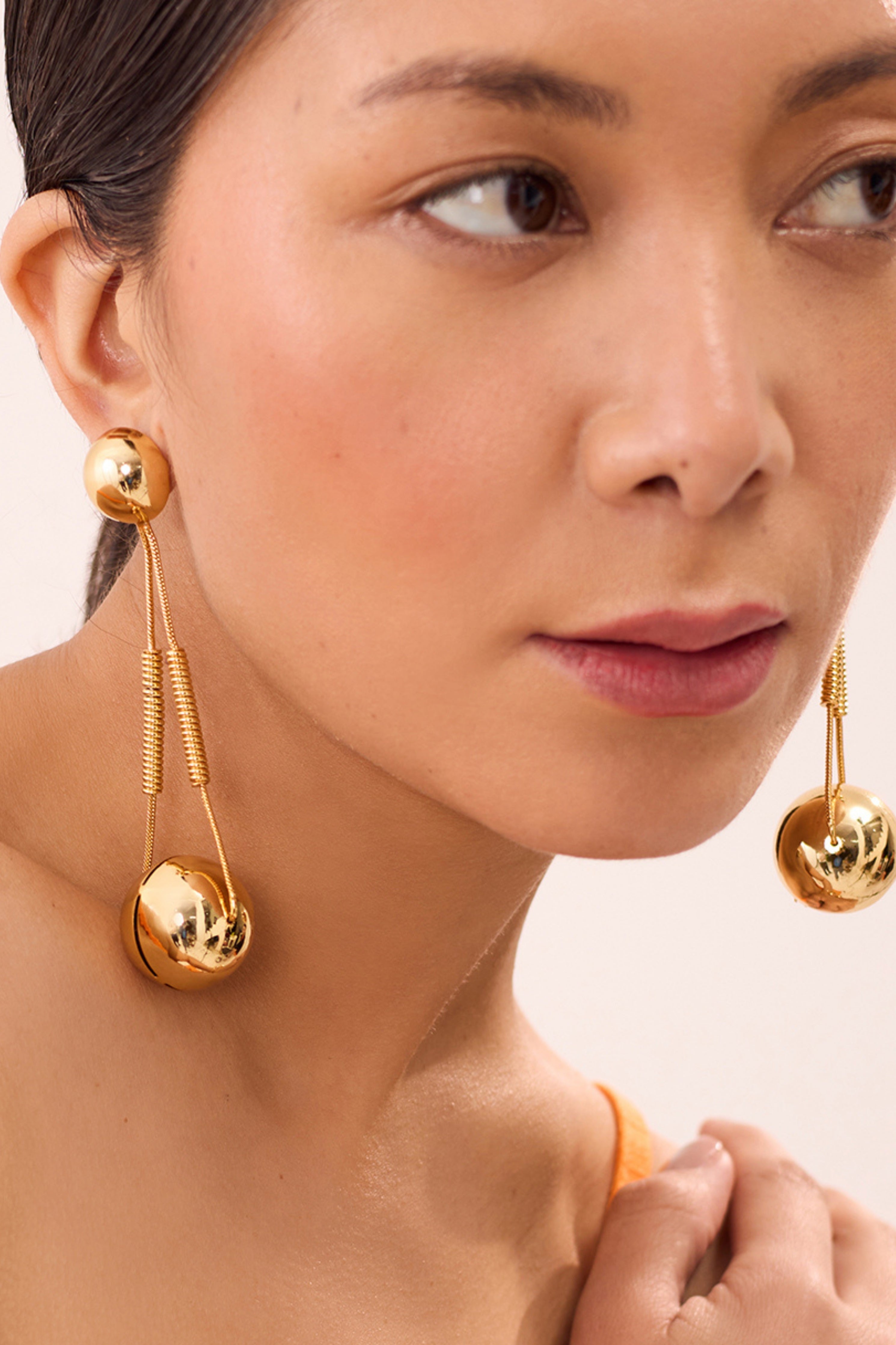 Huma Quershi In Osaka Drop Earrings