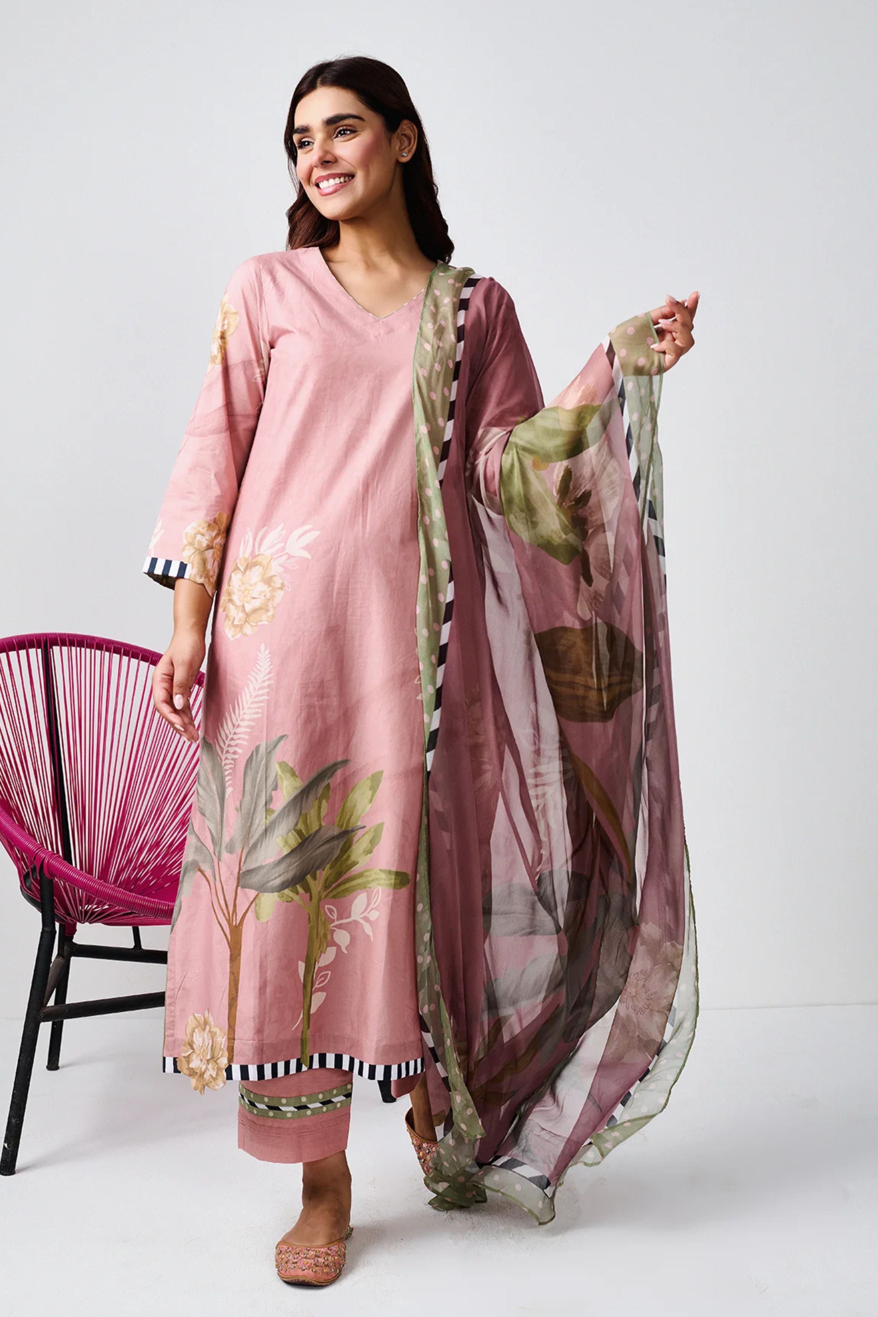 Noor Old Rose Kurta Set