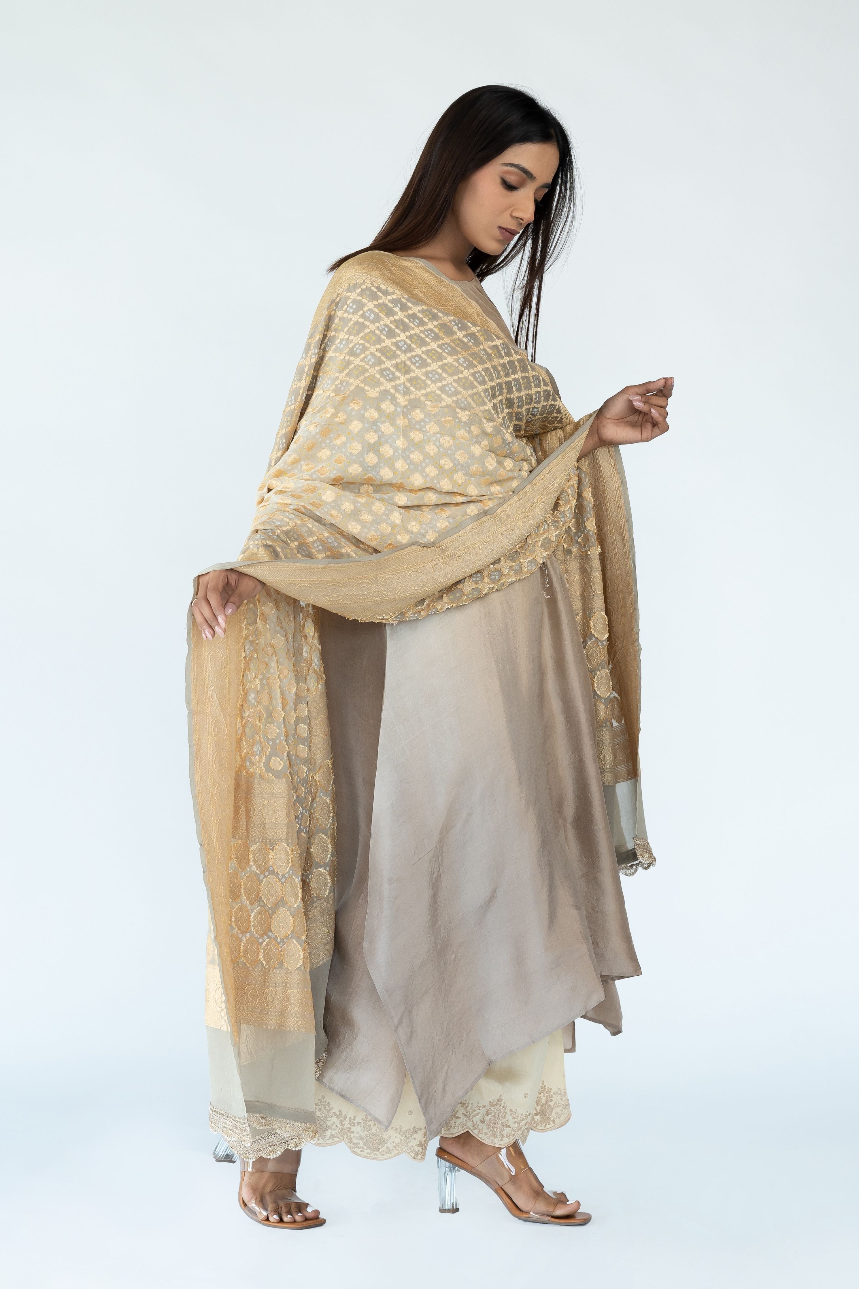 Dark Ivory Zari Kurta Set