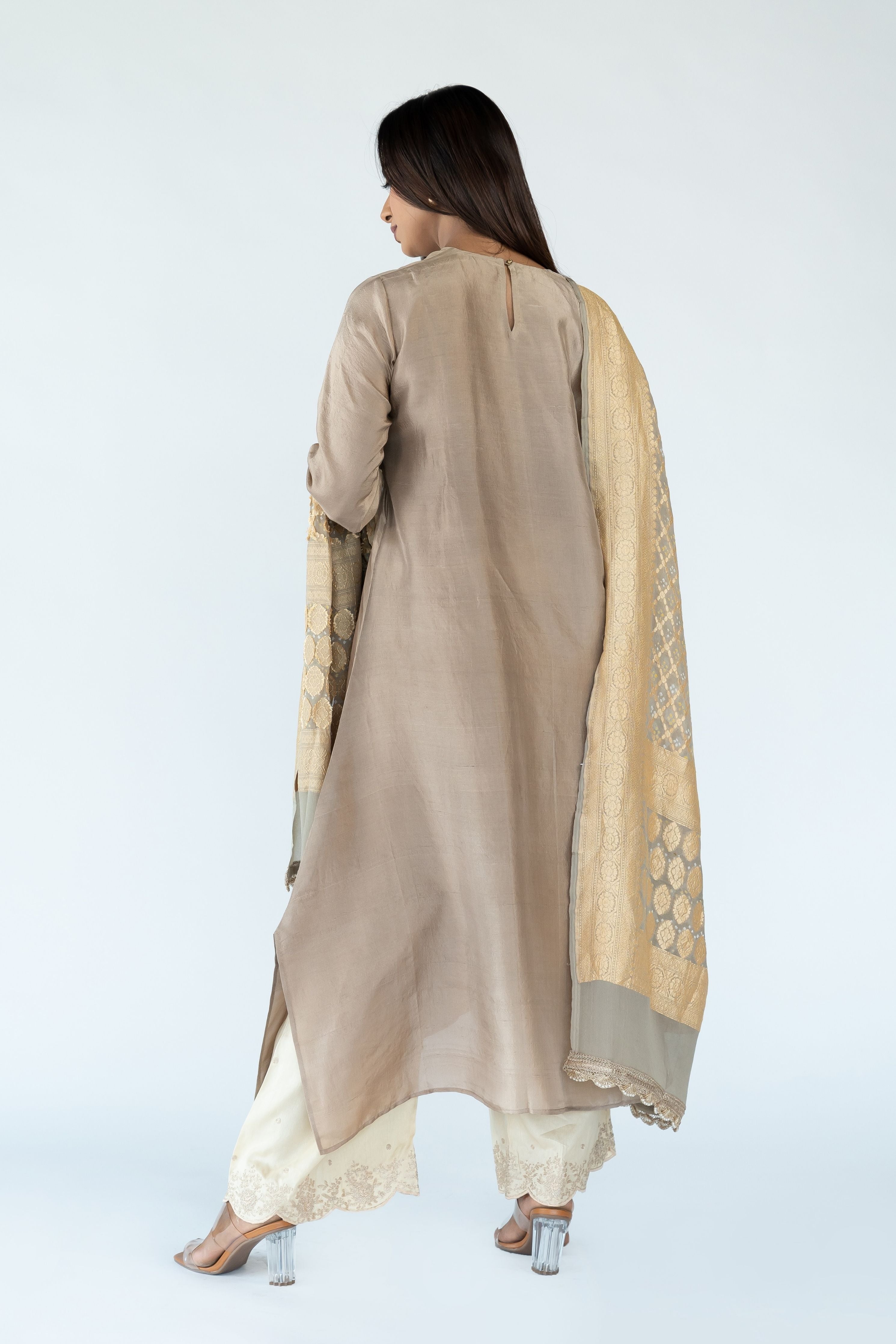 Dark Ivory Zari Kurta Set
