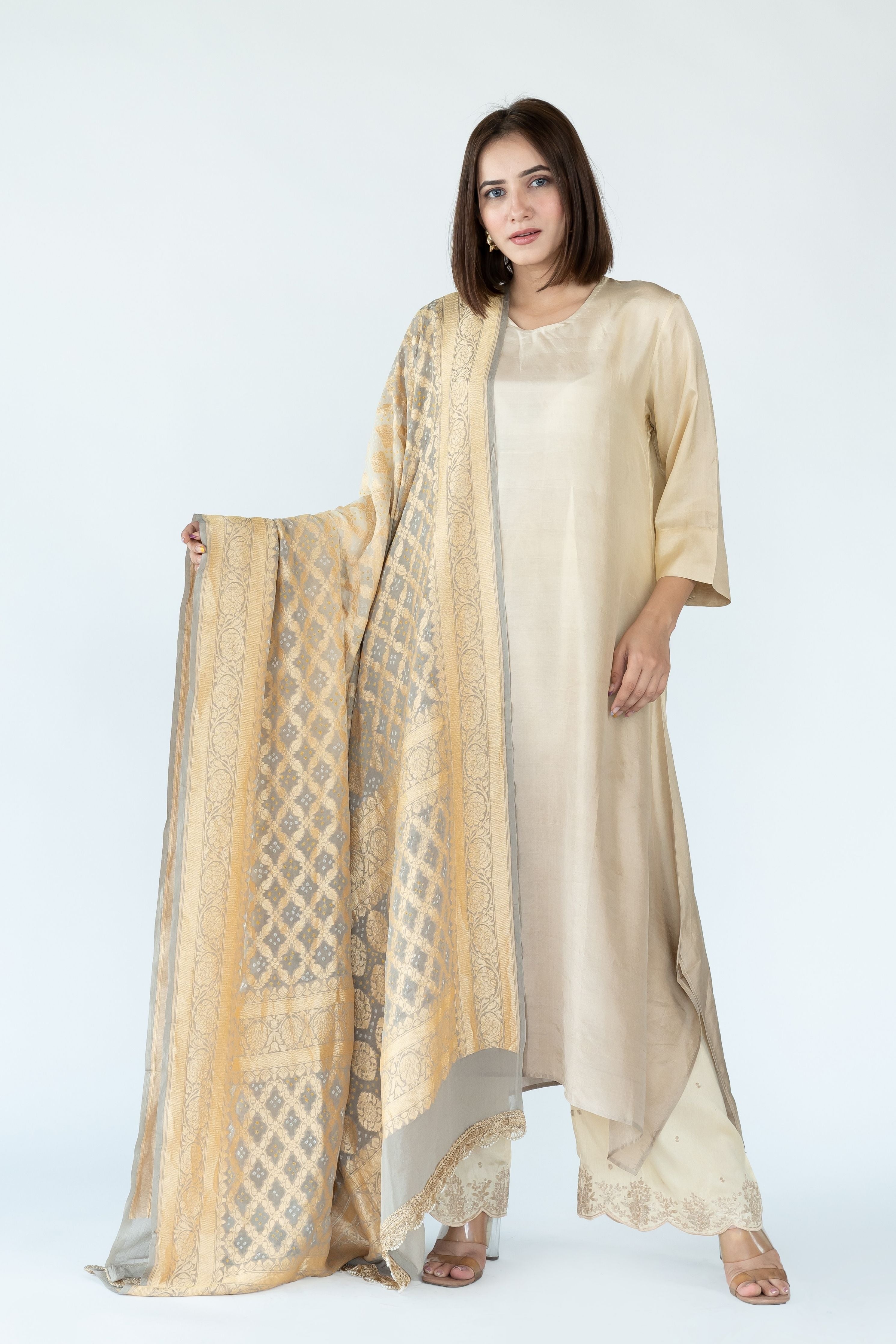 Ivory Zari Kurta Set