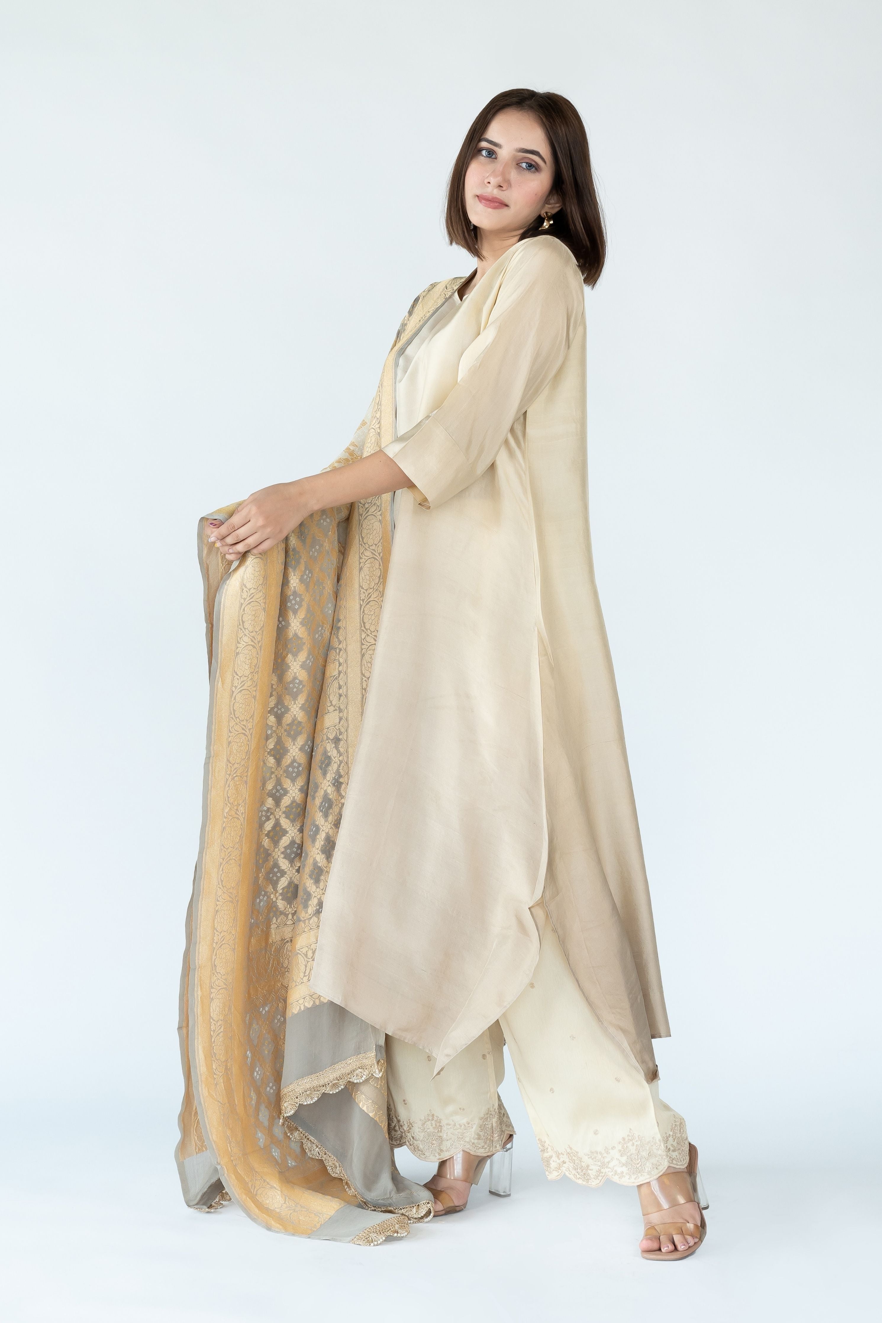 Ivory Zari Kurta Set