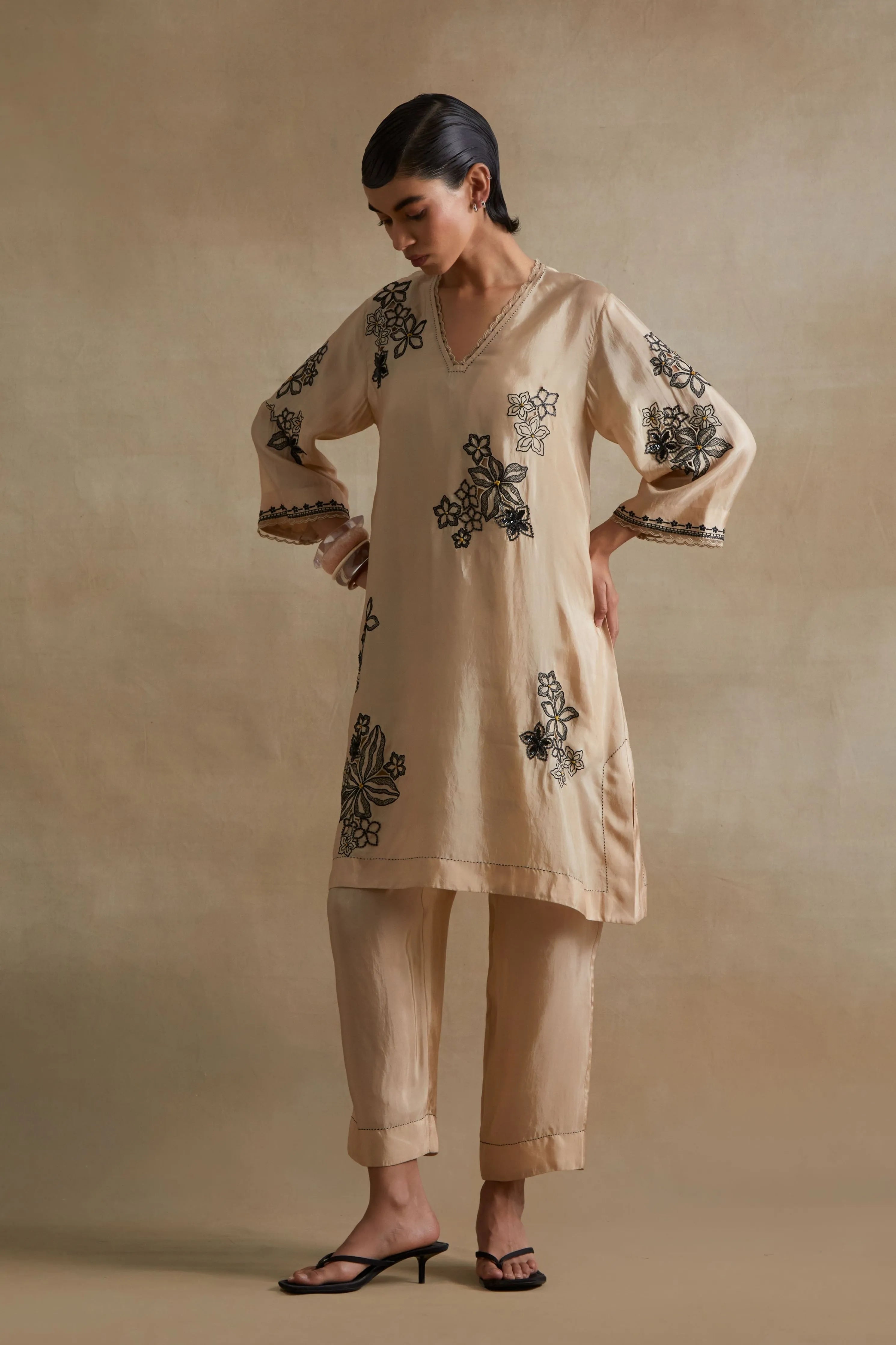 Clay Handcrafted Floral Tunic Set