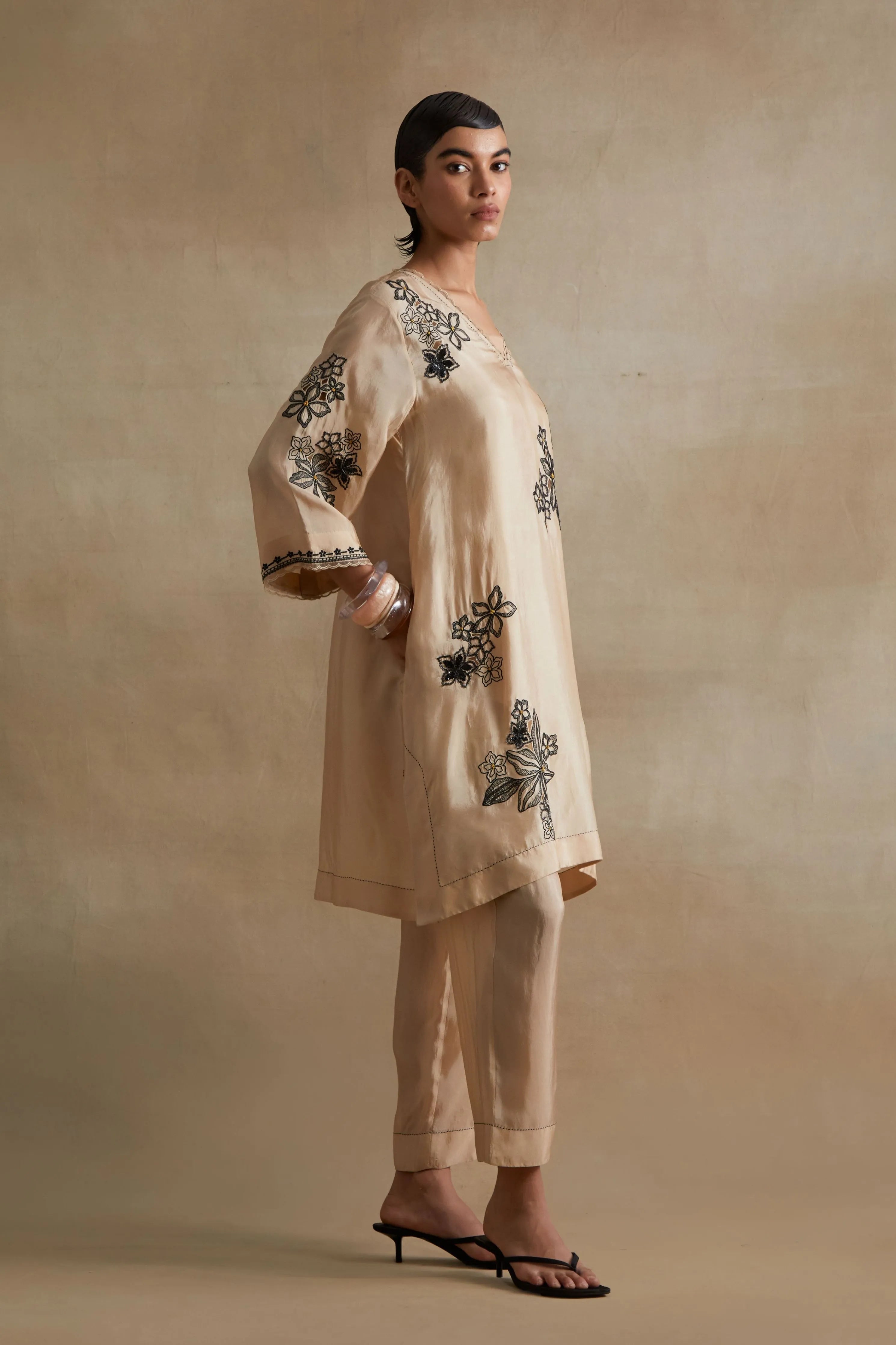 Clay Handcrafted Floral Tunic Set