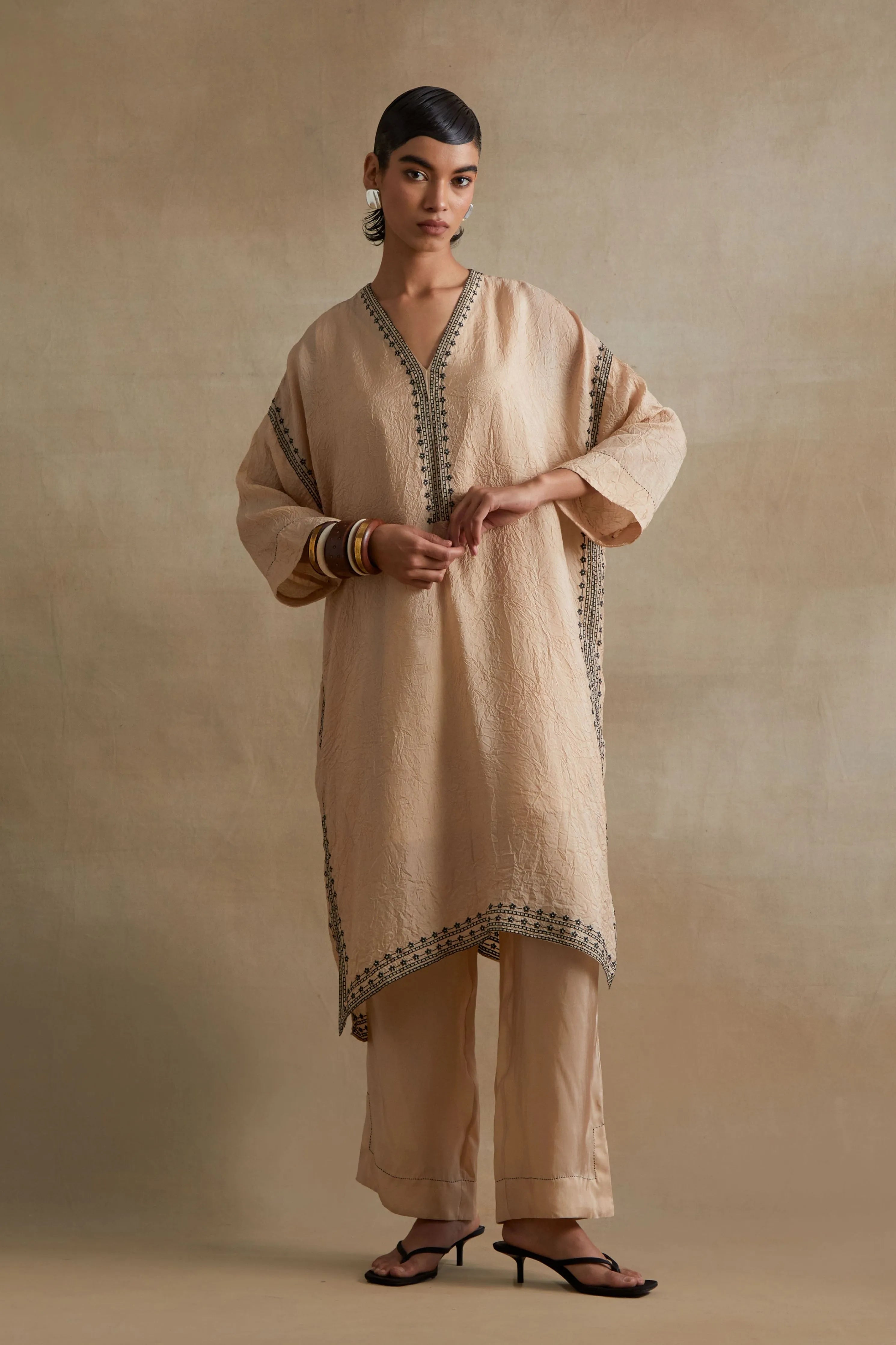 Clay Thread Embroidered Kaftan Set