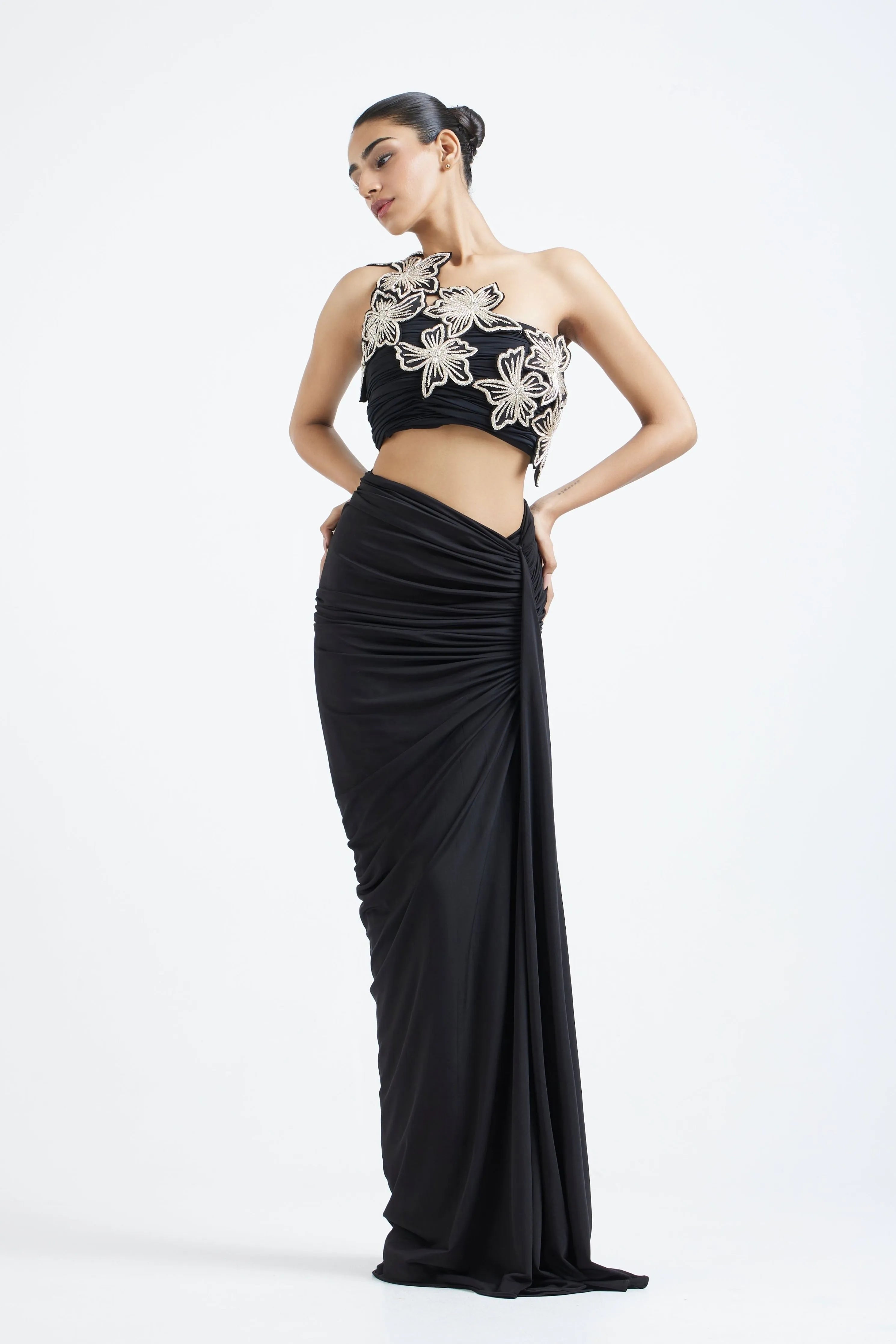 Mansi Set With Zardozi Overlay