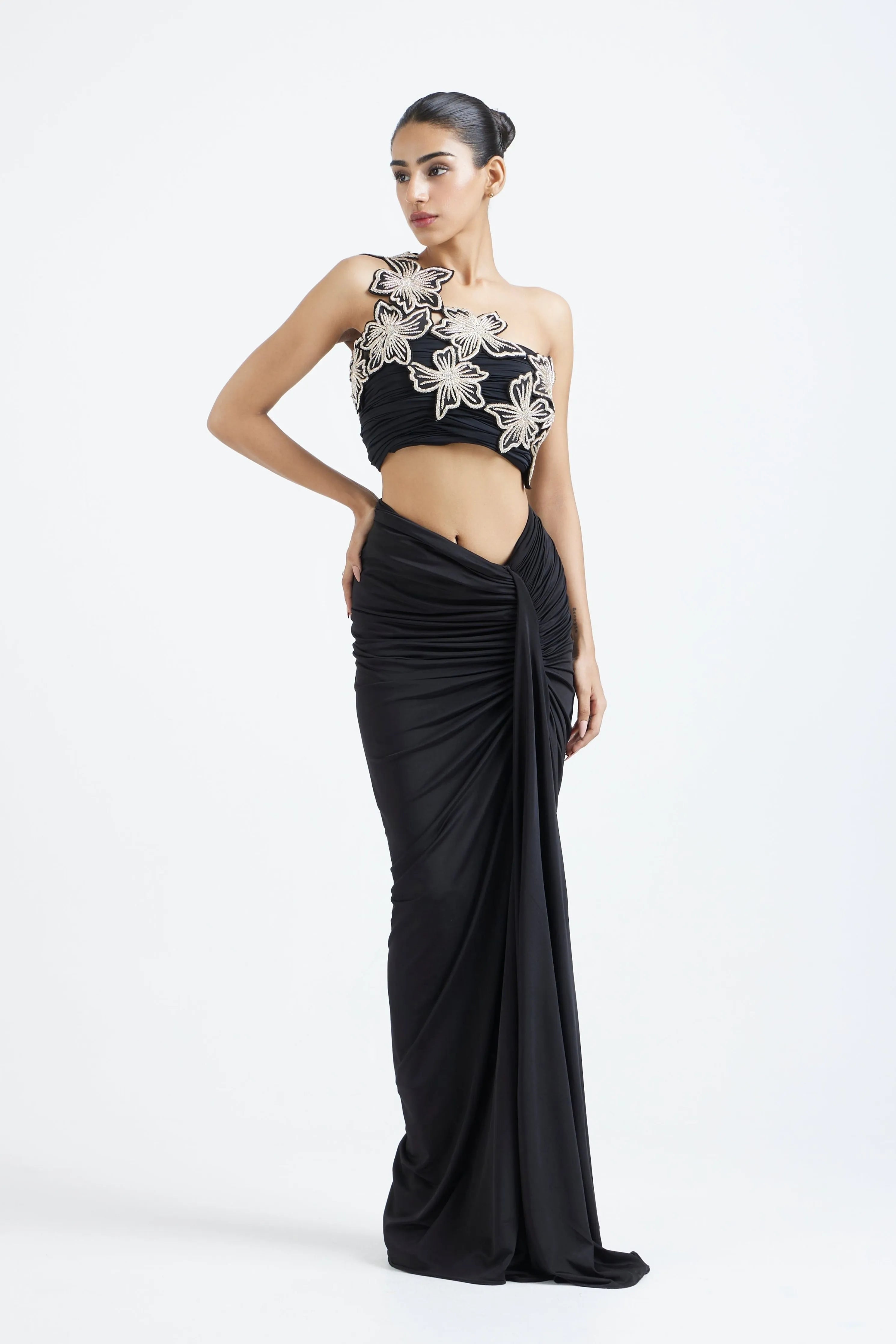 Mansi Set With Zardozi Overlay