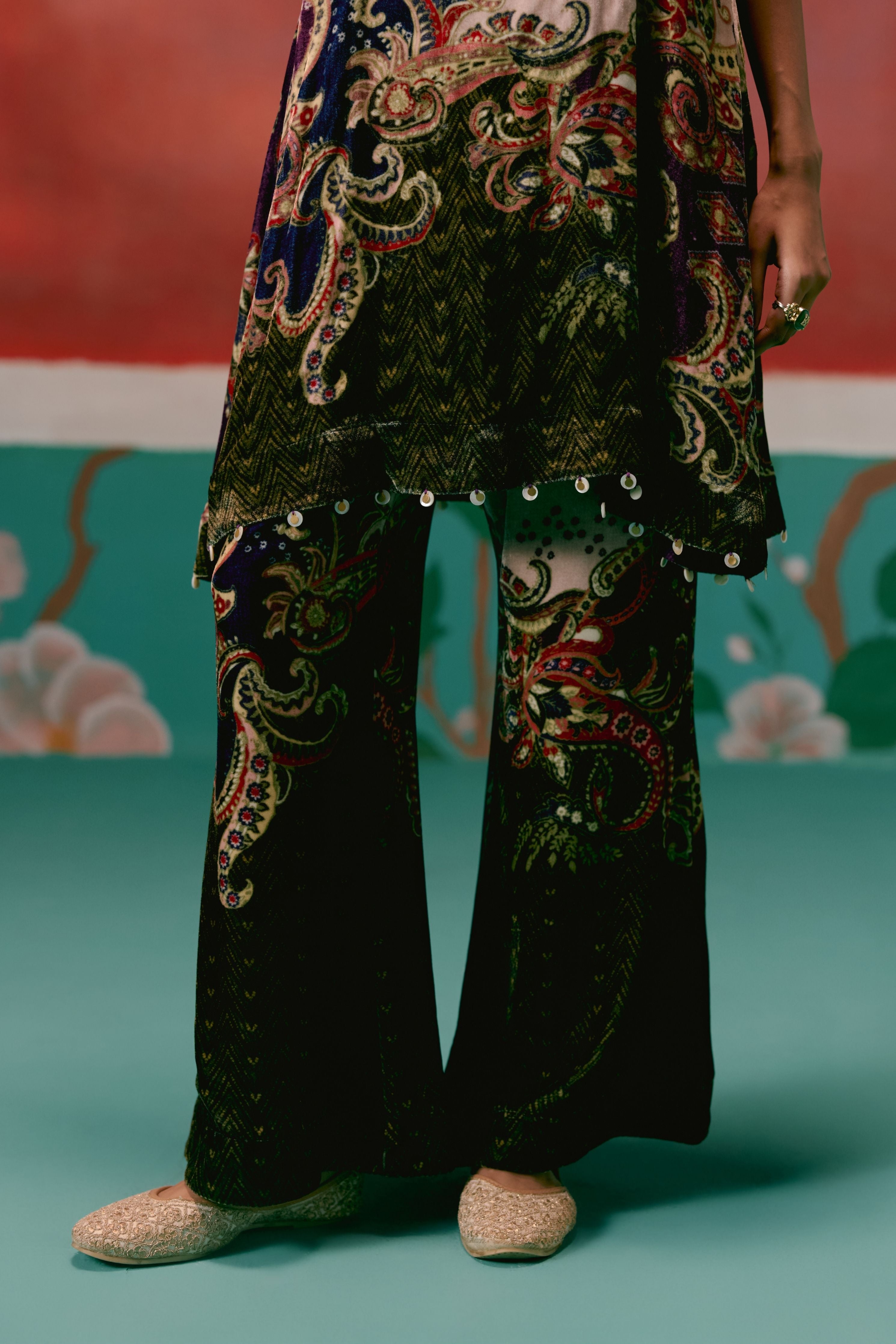 Olive And Purple Paisley Kurta Set With Dupatta