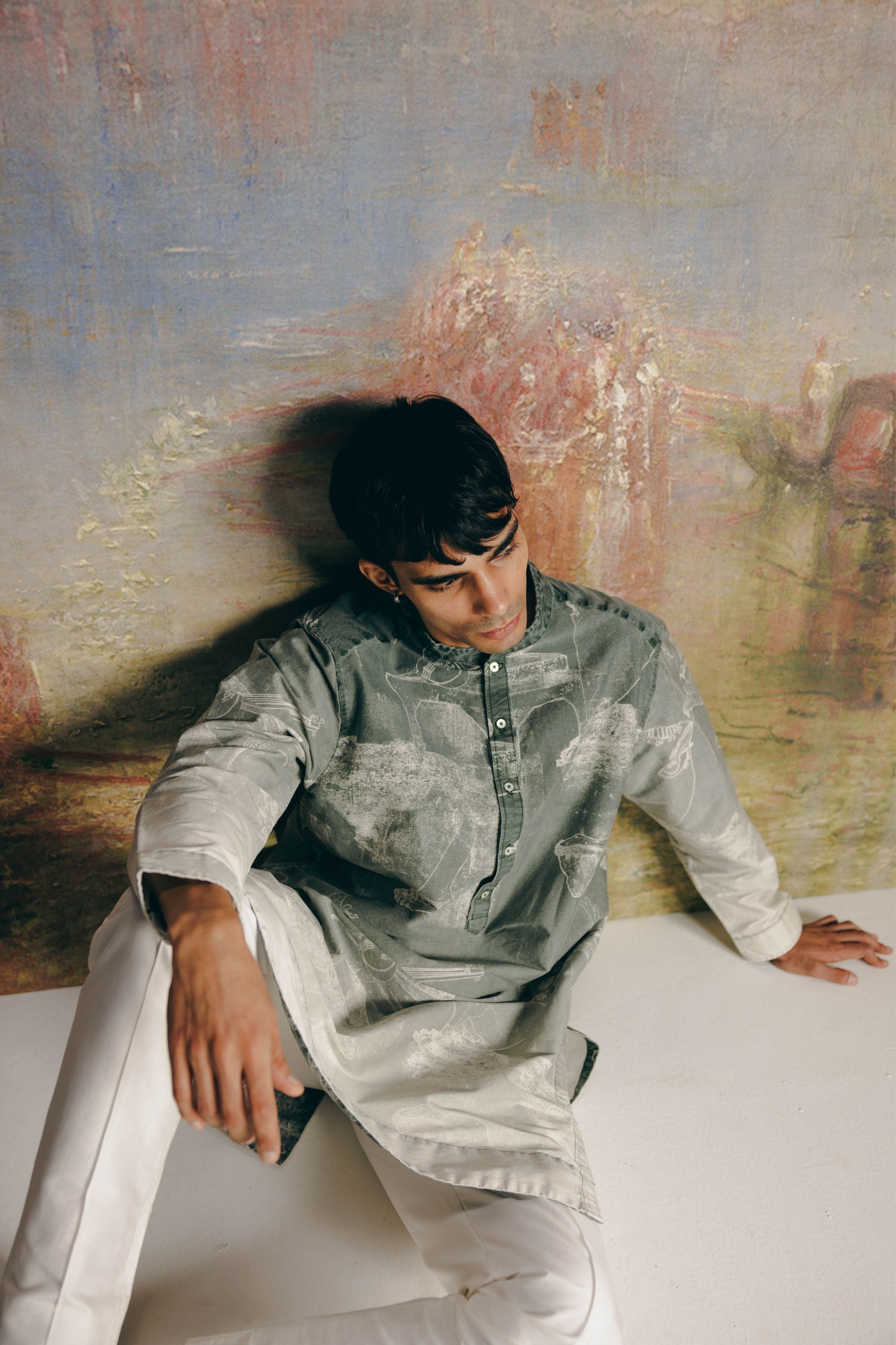 Ombre Surrealist Outline Kurta Set