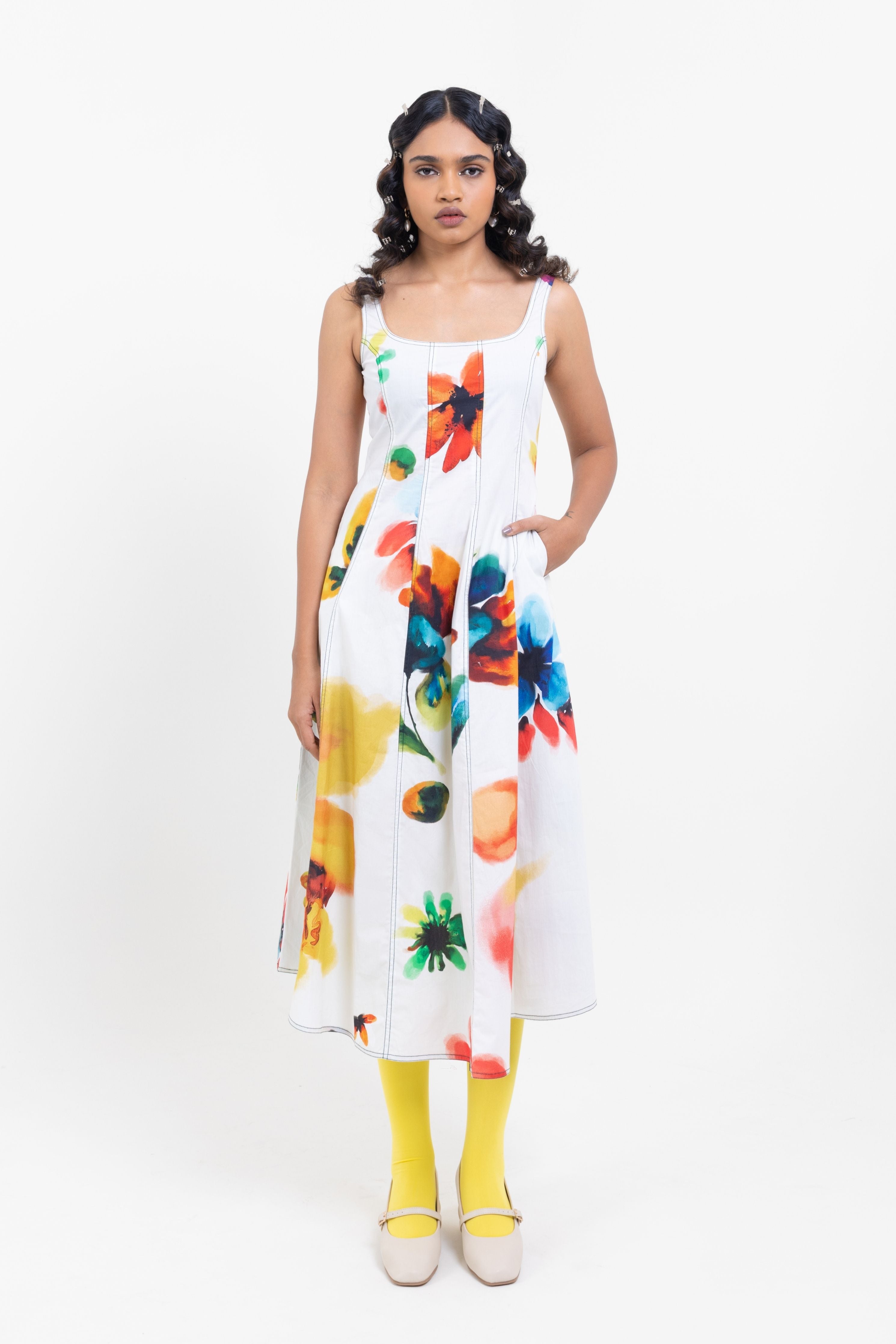 Elegant Midnight Bloom Sleeveless Dress