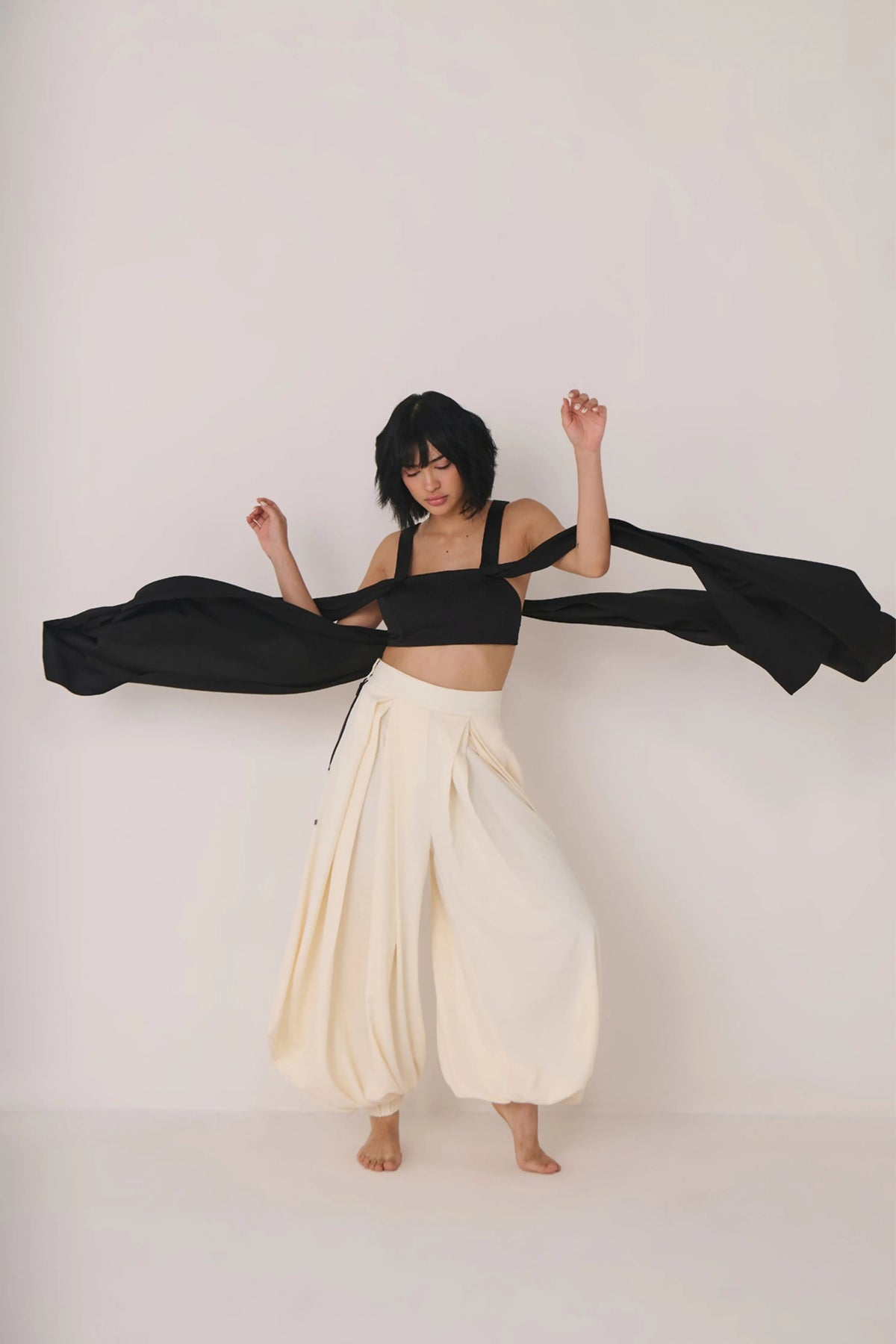 Pina Suspender
