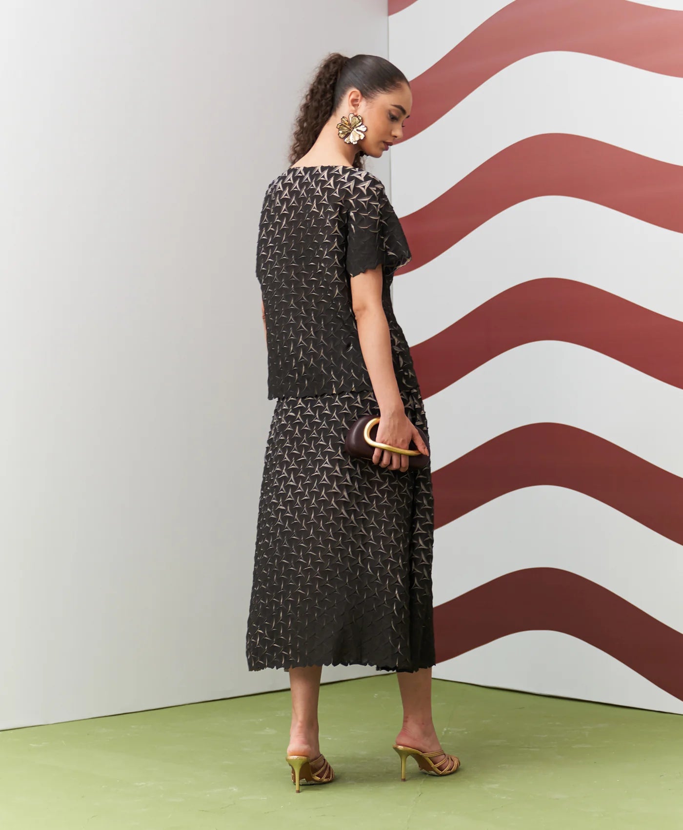 BEIGE BLACK ALTO SKIRT SET