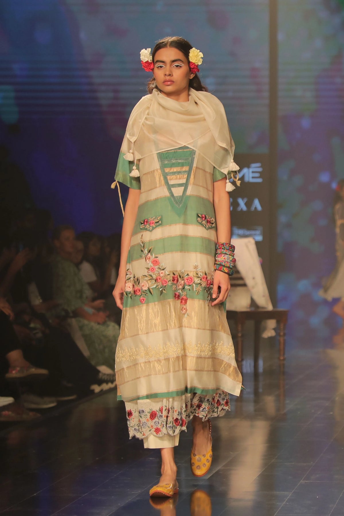 Green & Ivory Deep V Kurta