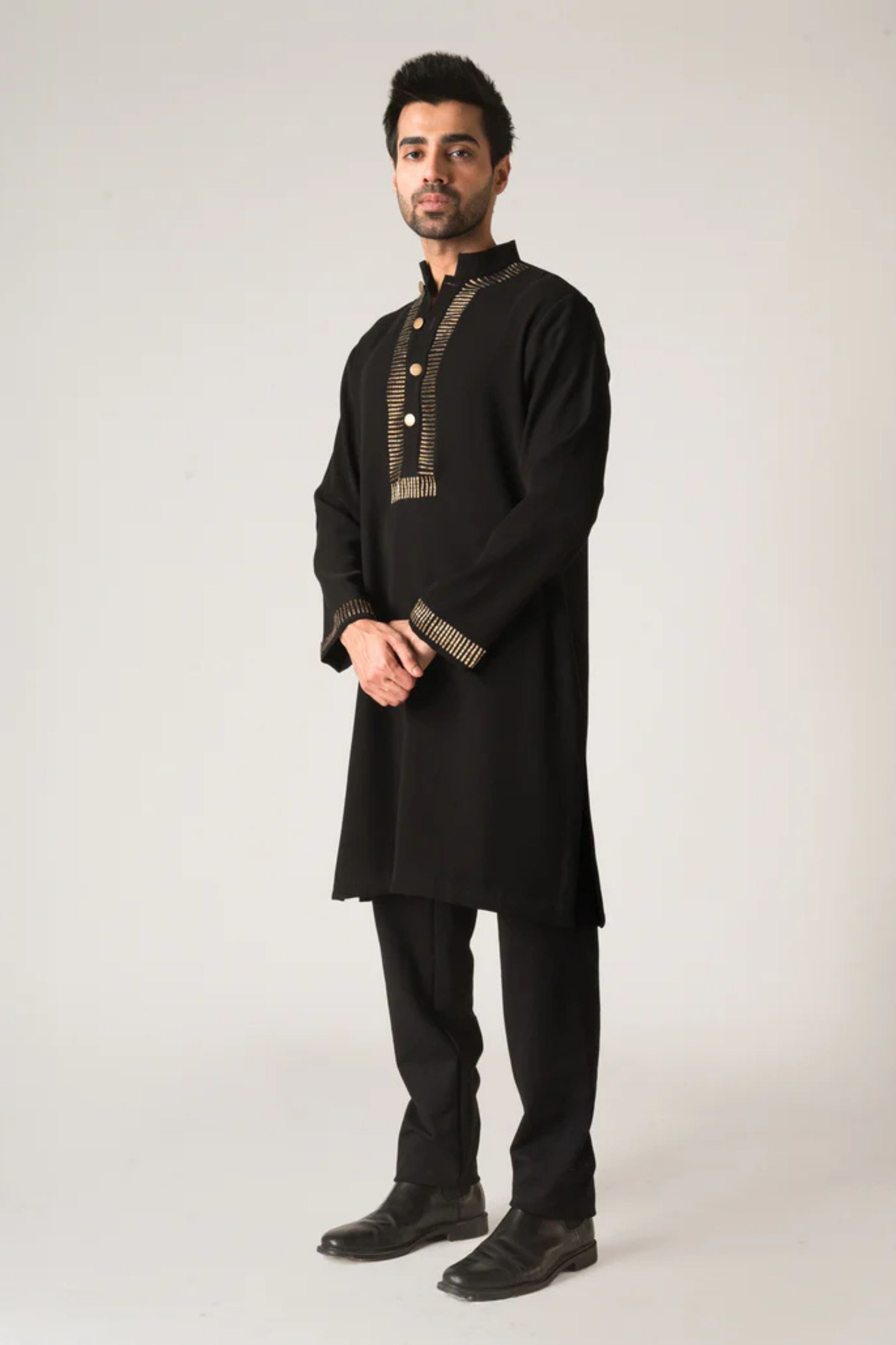Parallel Embellished Kurta