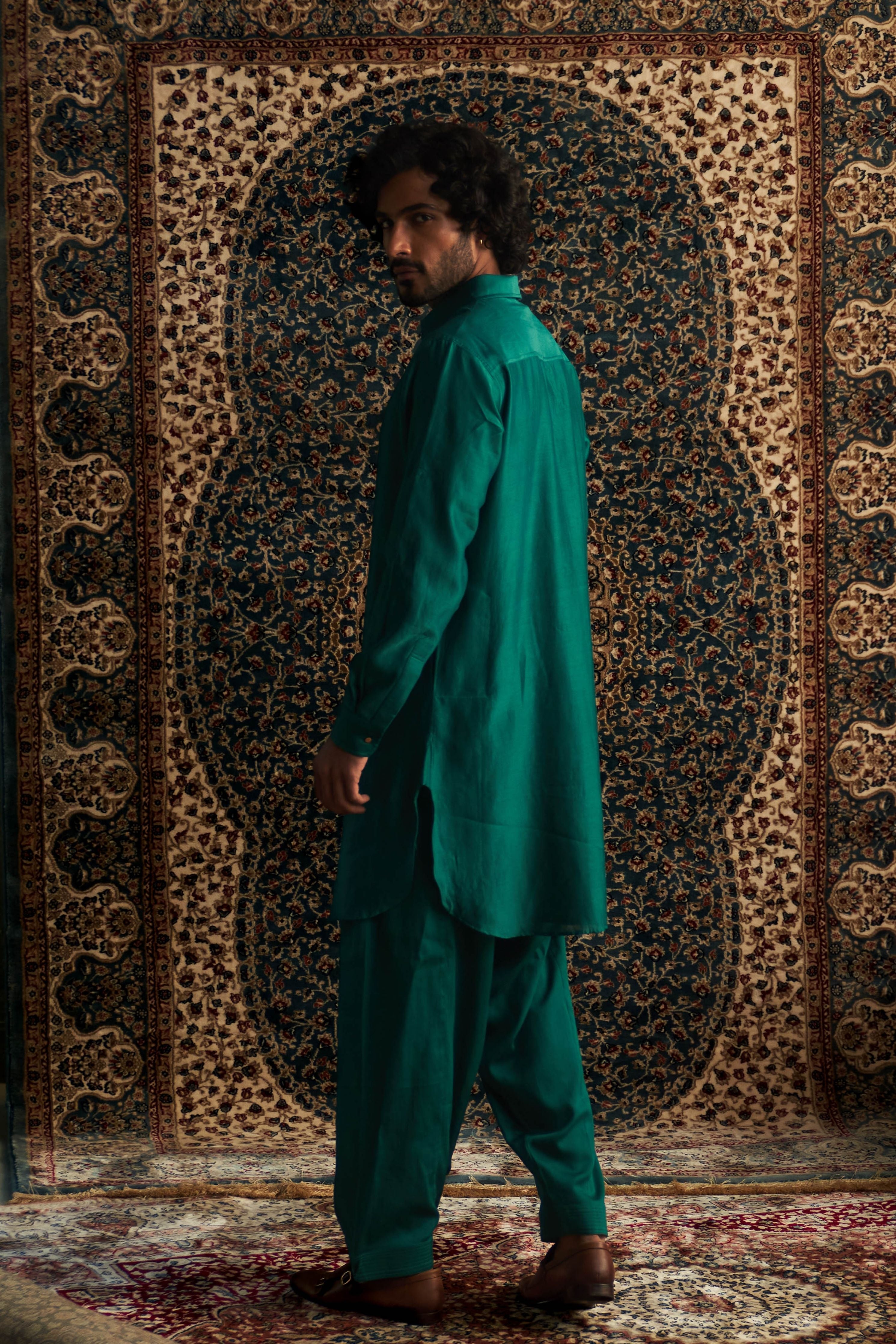 Emerald green pathani kurts set