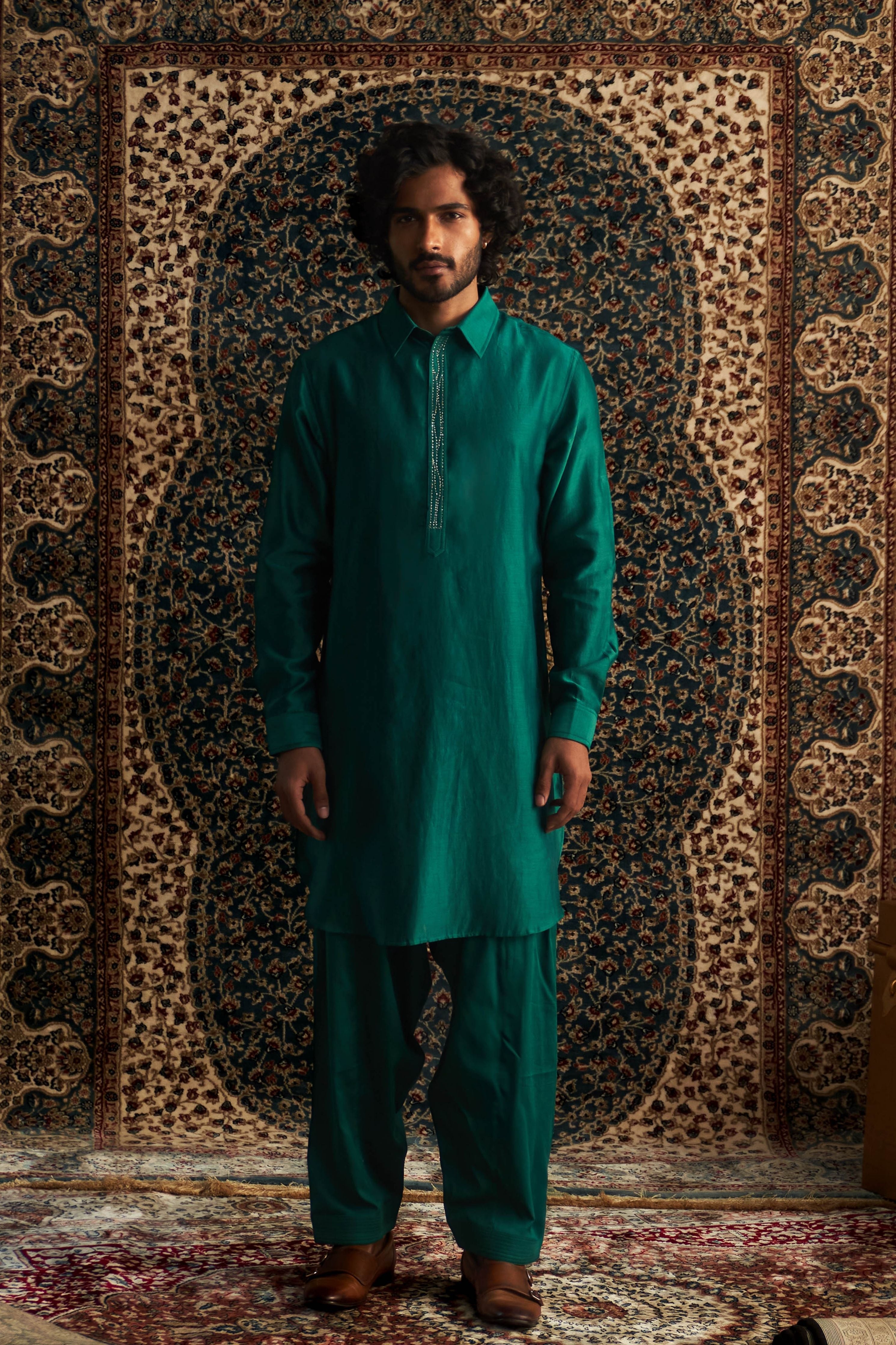 Emerald green pathani kurts set
