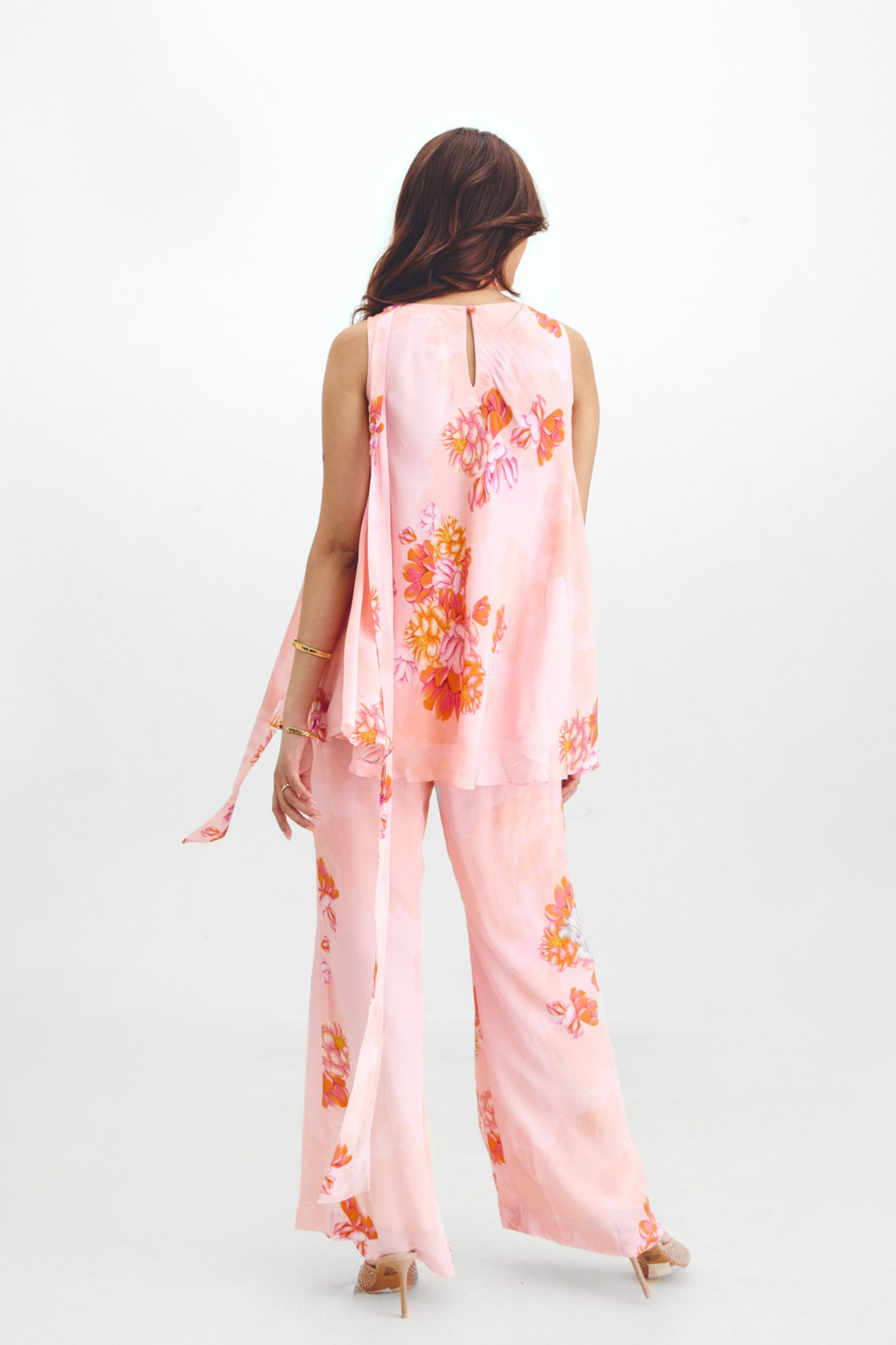 Flared Top  Retro Pant Set In Kyra