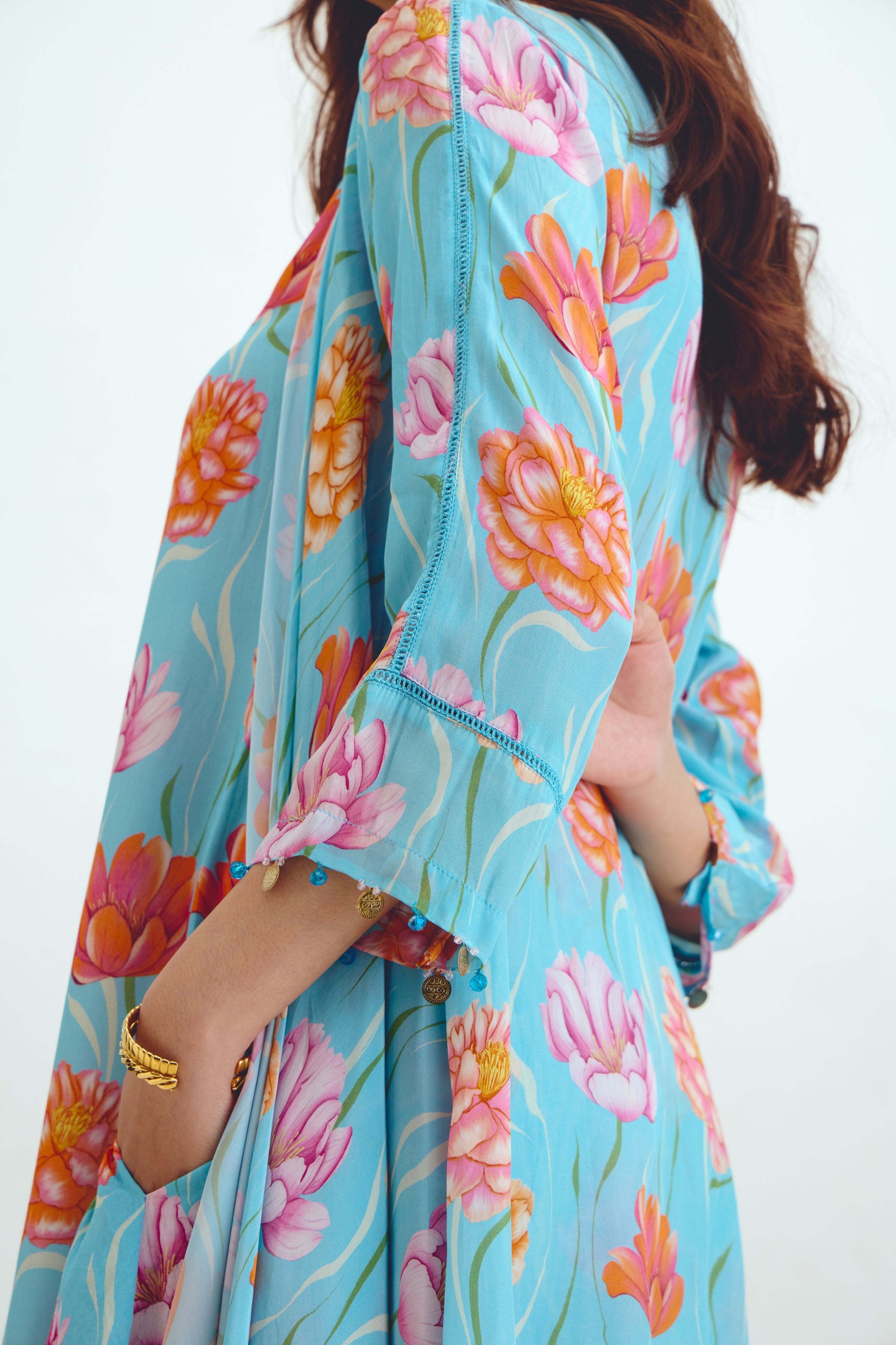 Box Pleated Tunic  Asymmetrical Cape Set In Ishaia