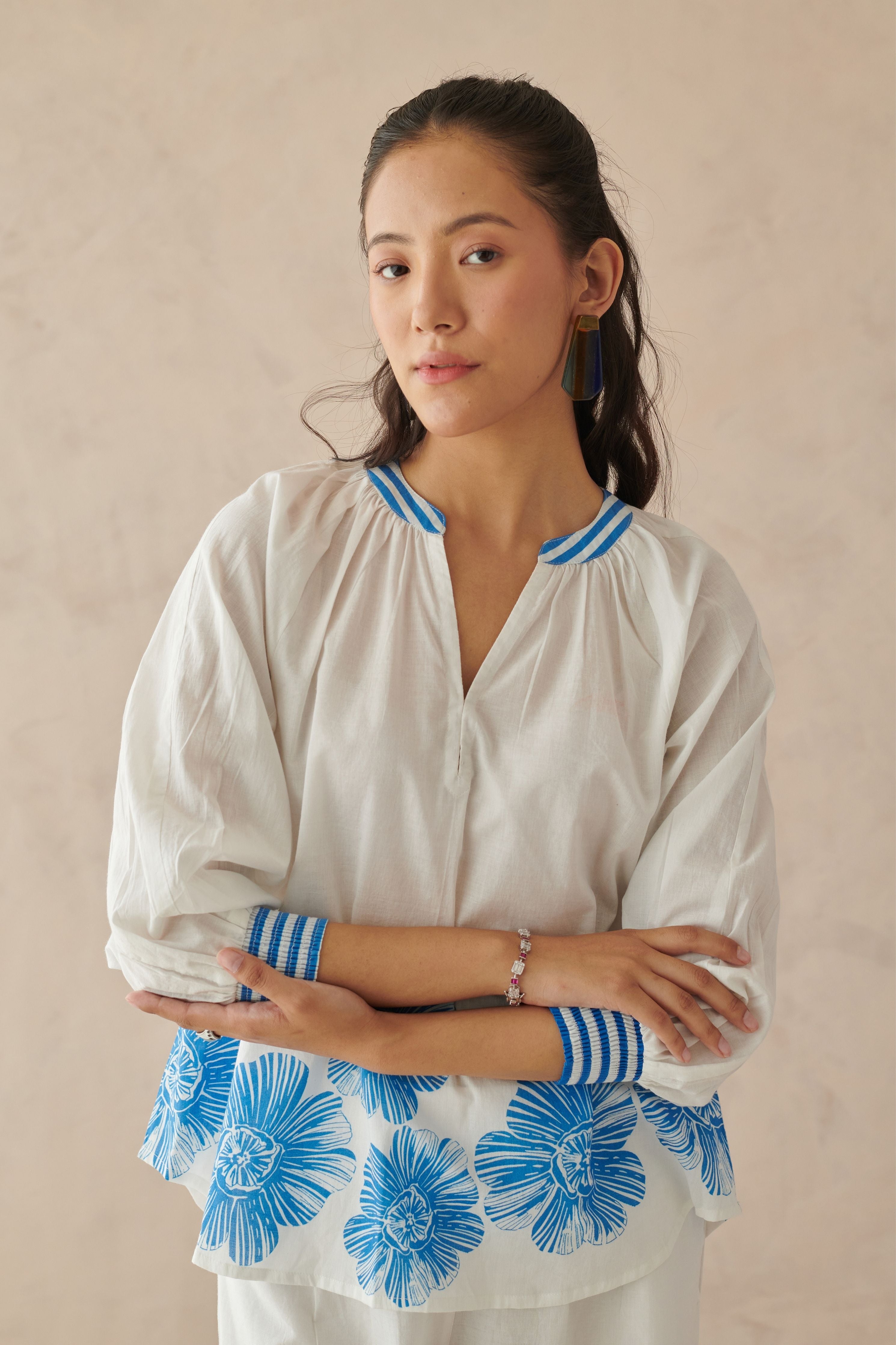 Vivia White Placement Border Shirt