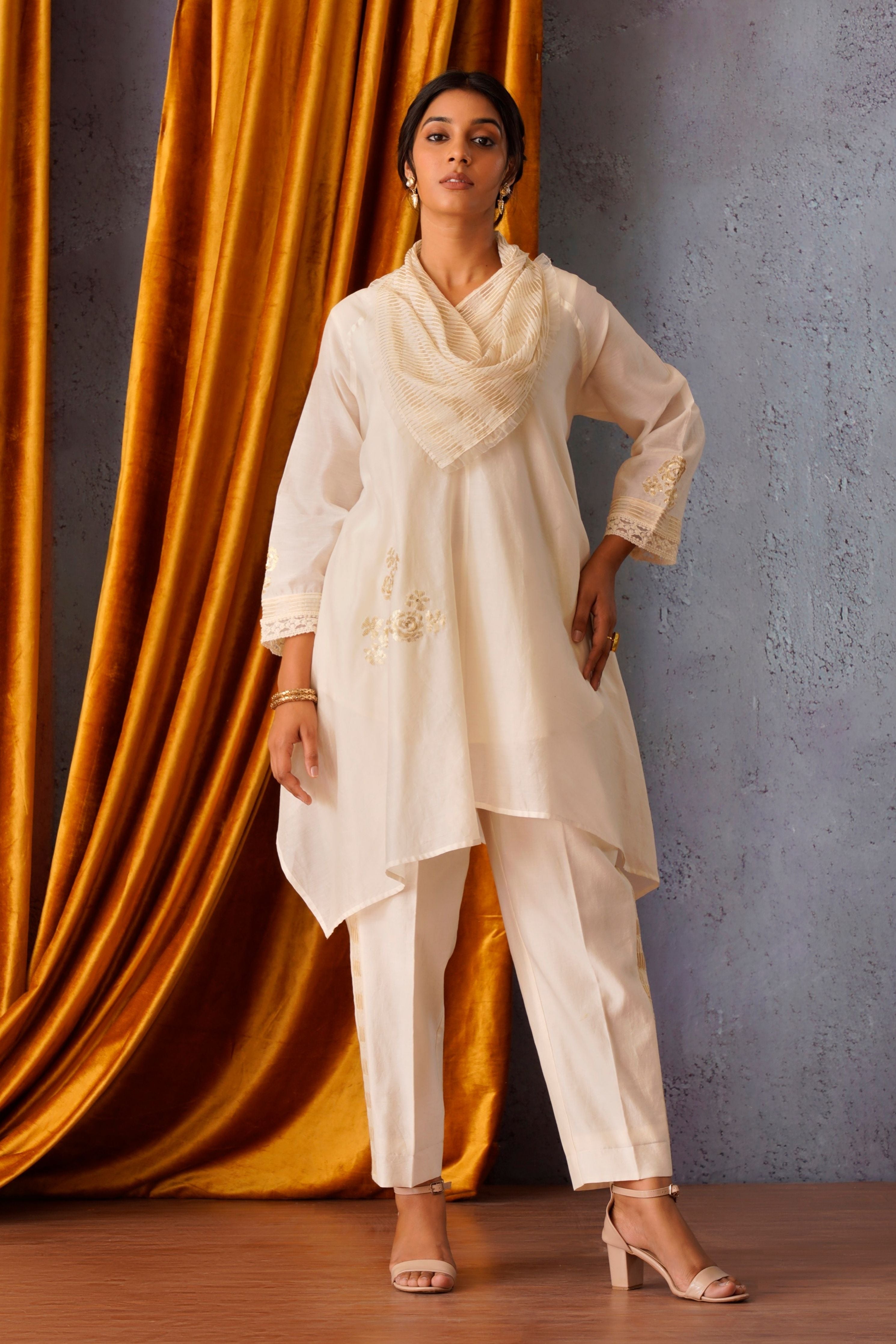 Off White Flower Patch Ambroidered Asymmetric Tunic