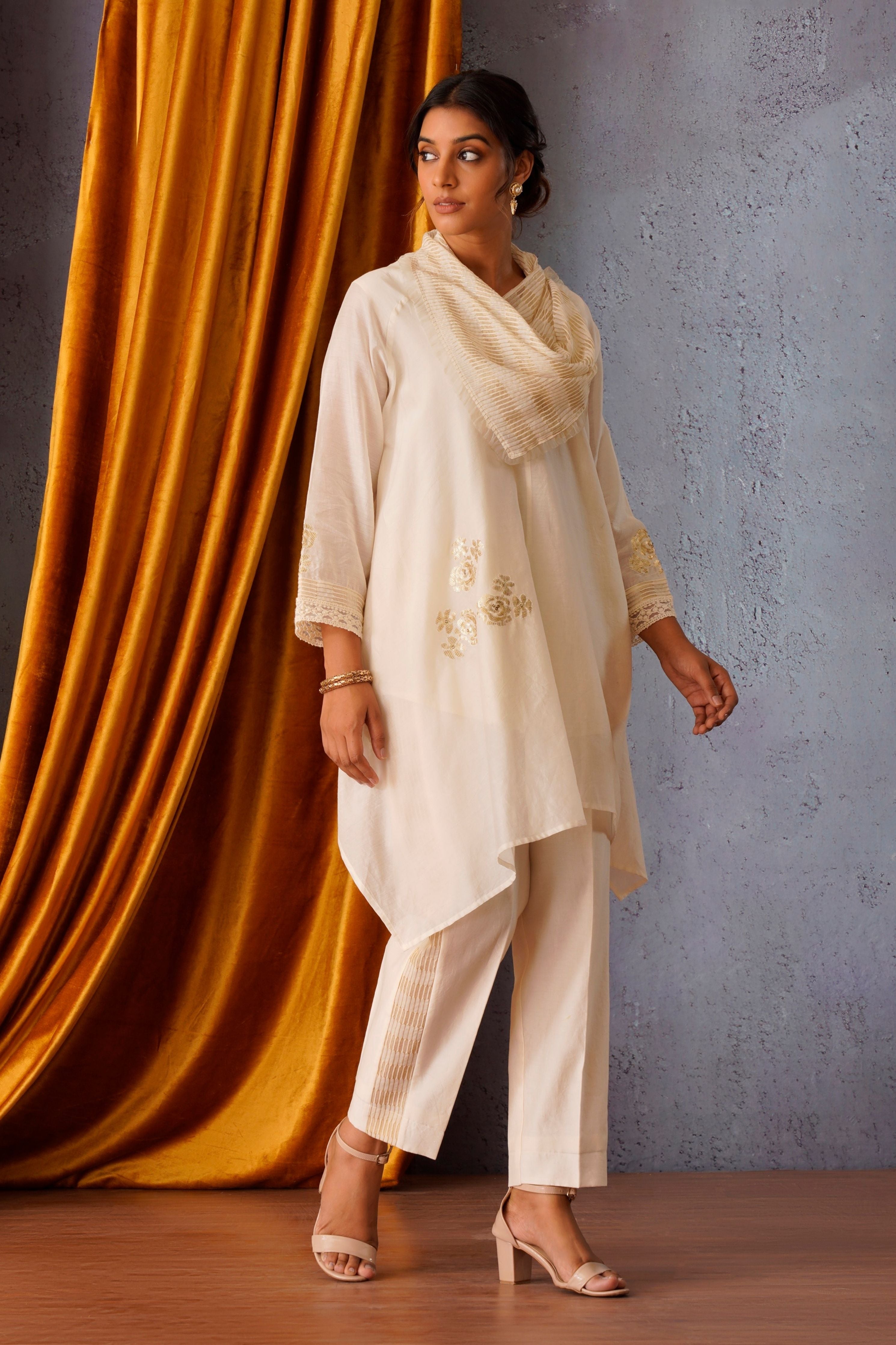 Off White Flower Patch Ambroidered Asymmetric Tunic