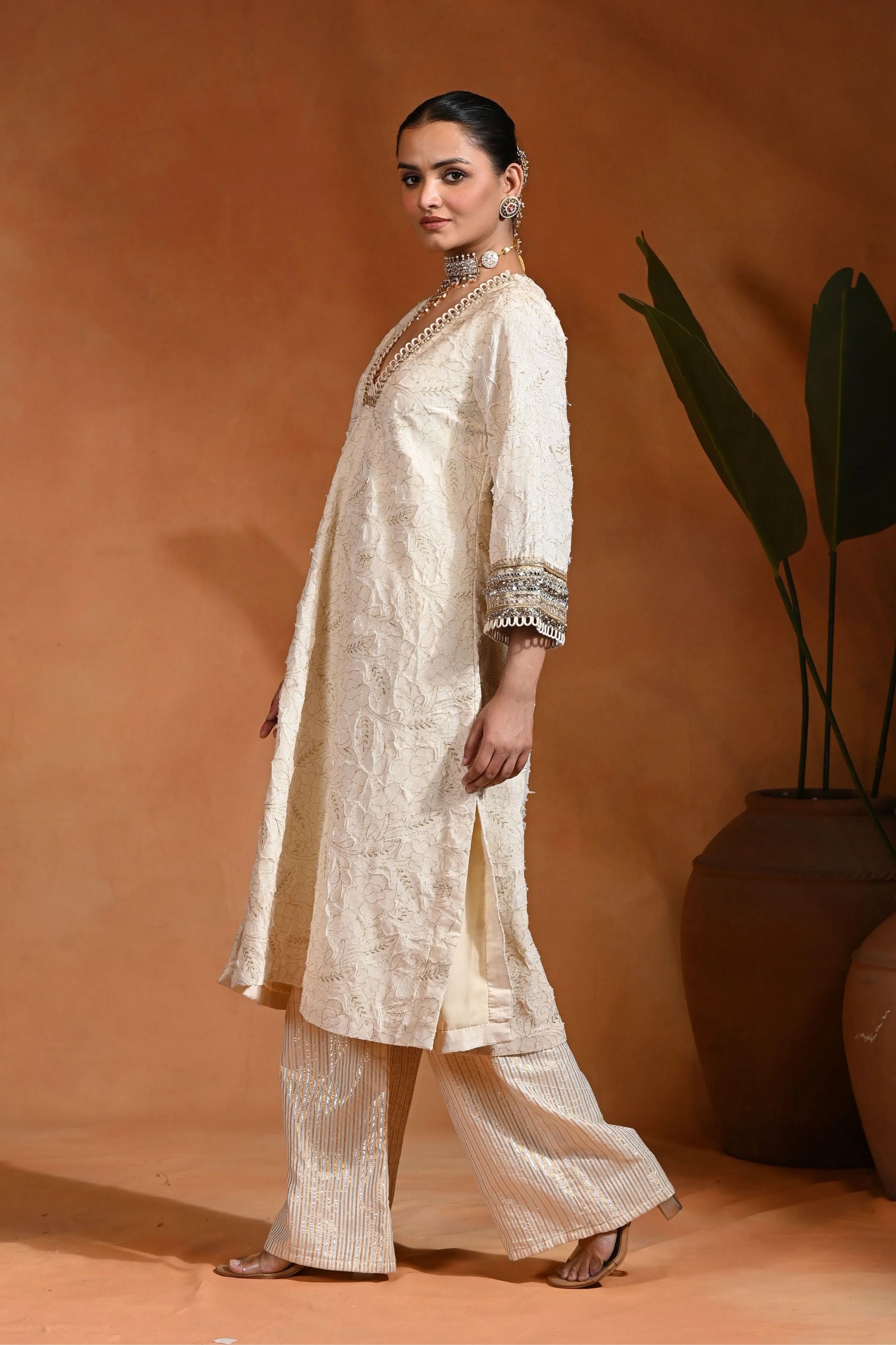 Ivory Shubhra Kurta Set