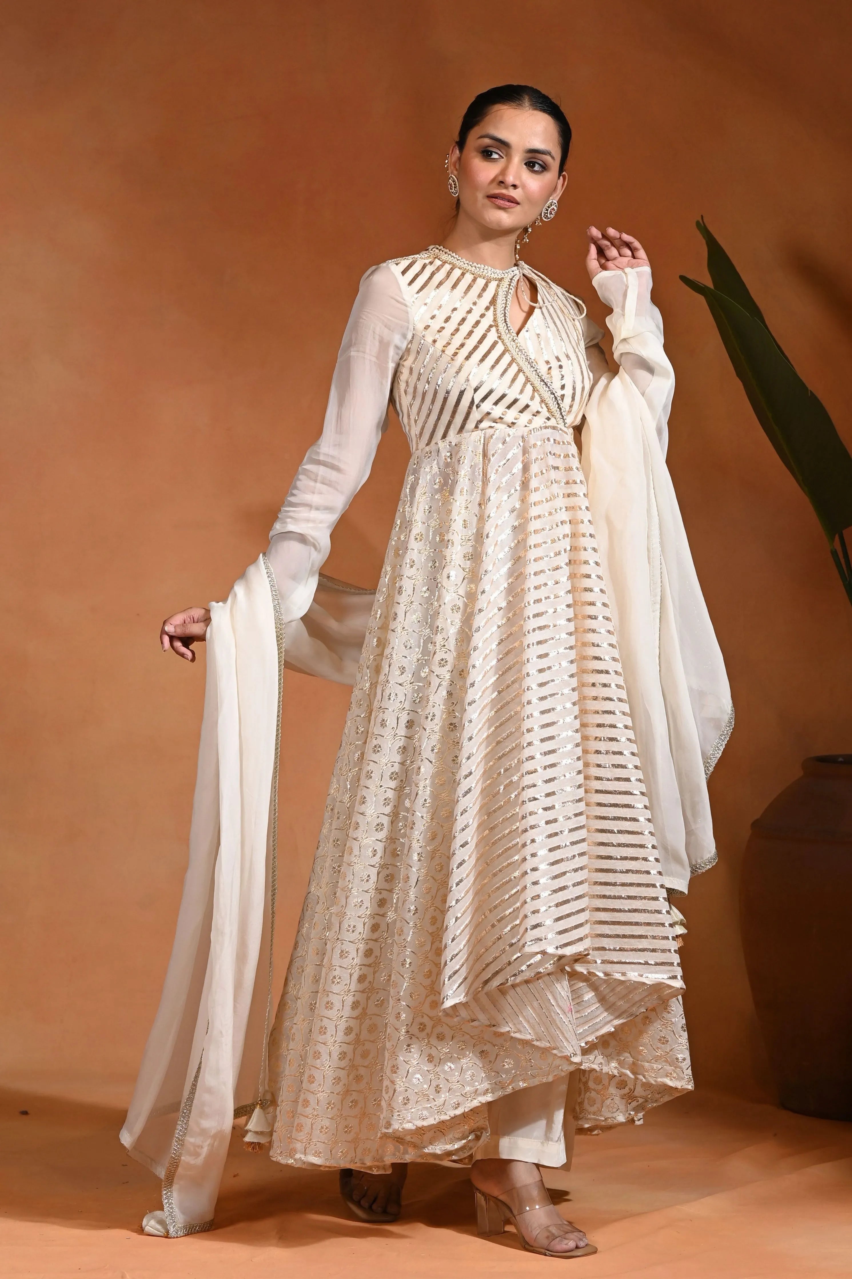Masatani Ivory Anarkali