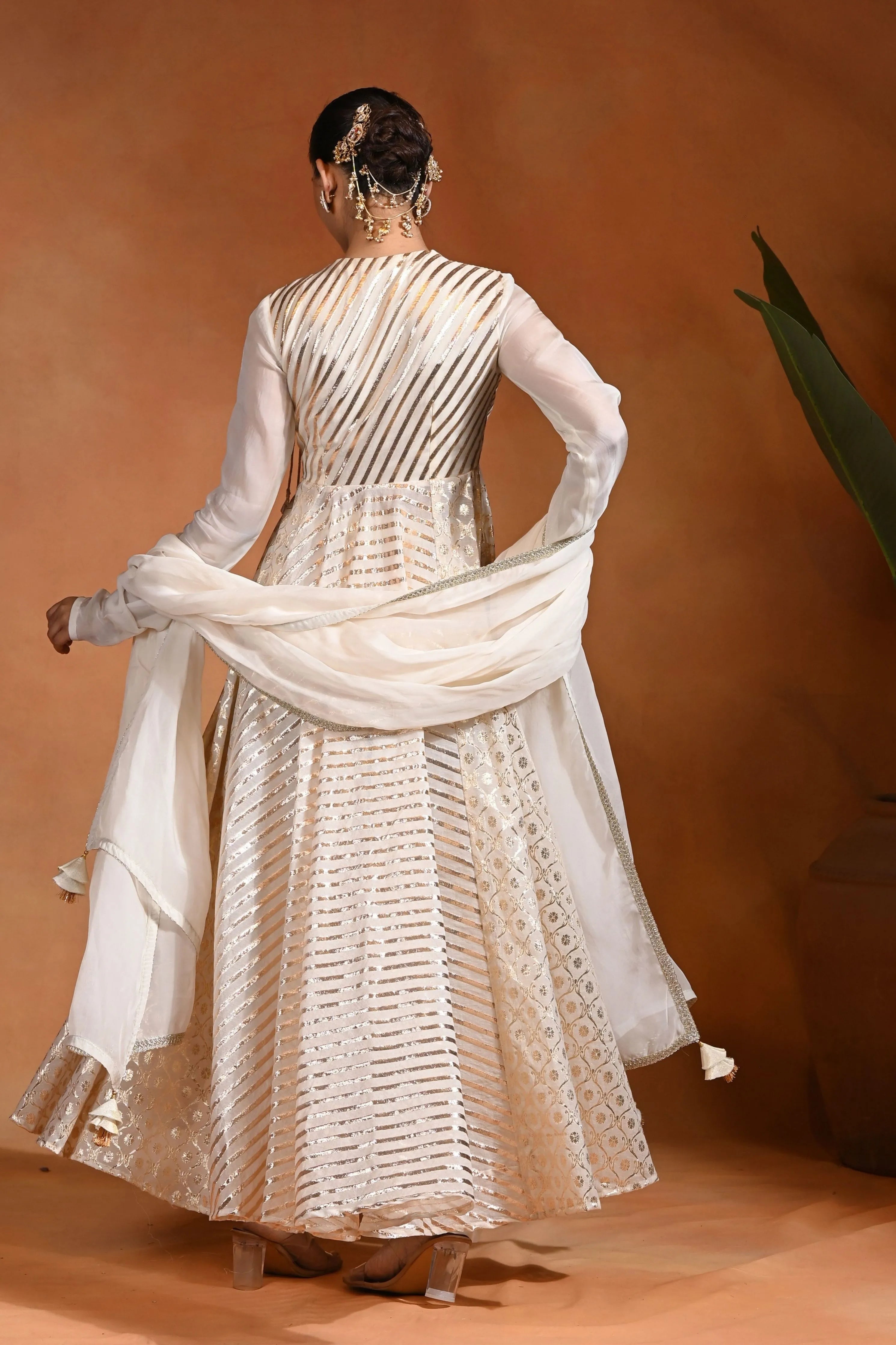 Masatani Ivory Anarkali