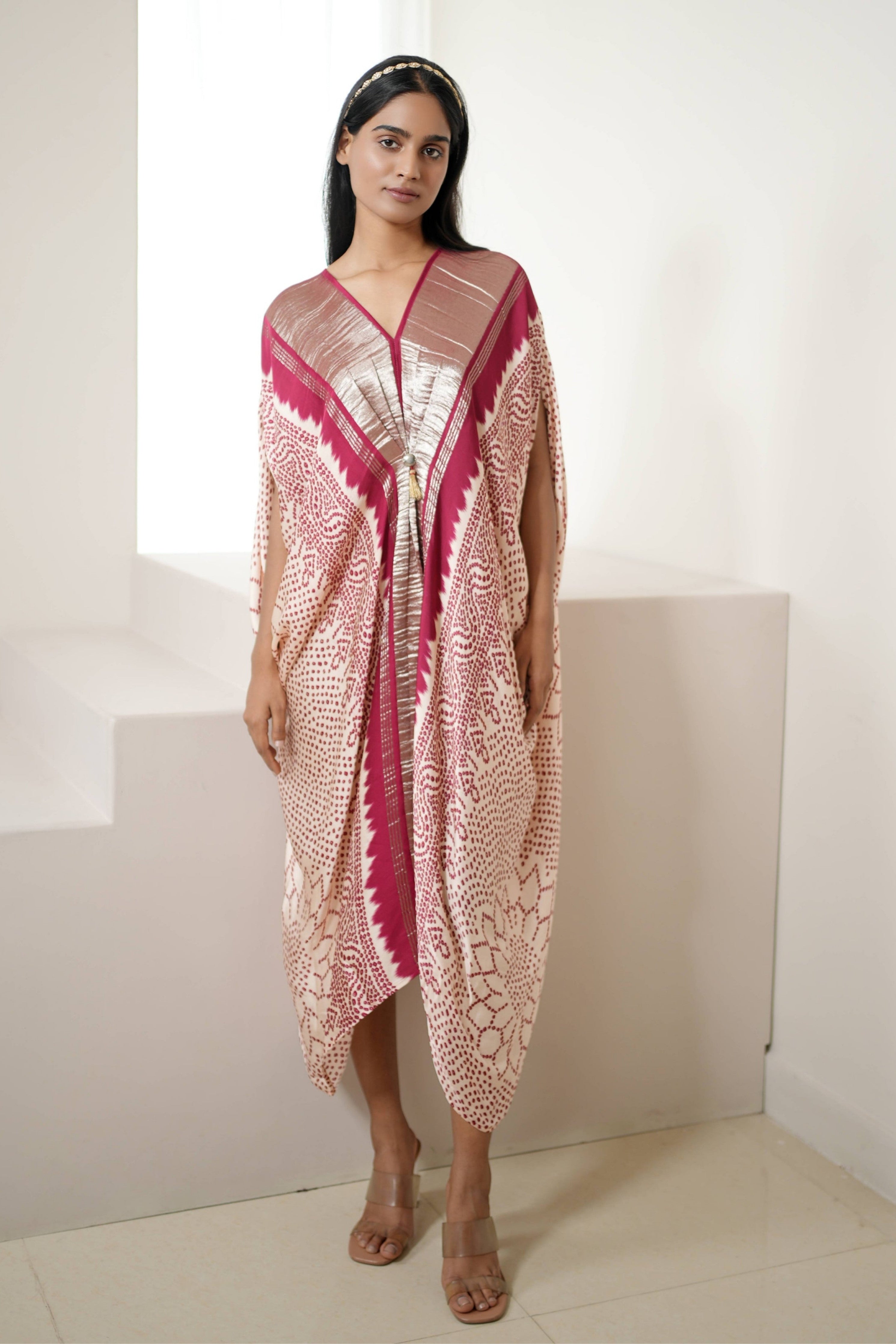 Red Gold Bandhej Kaftan