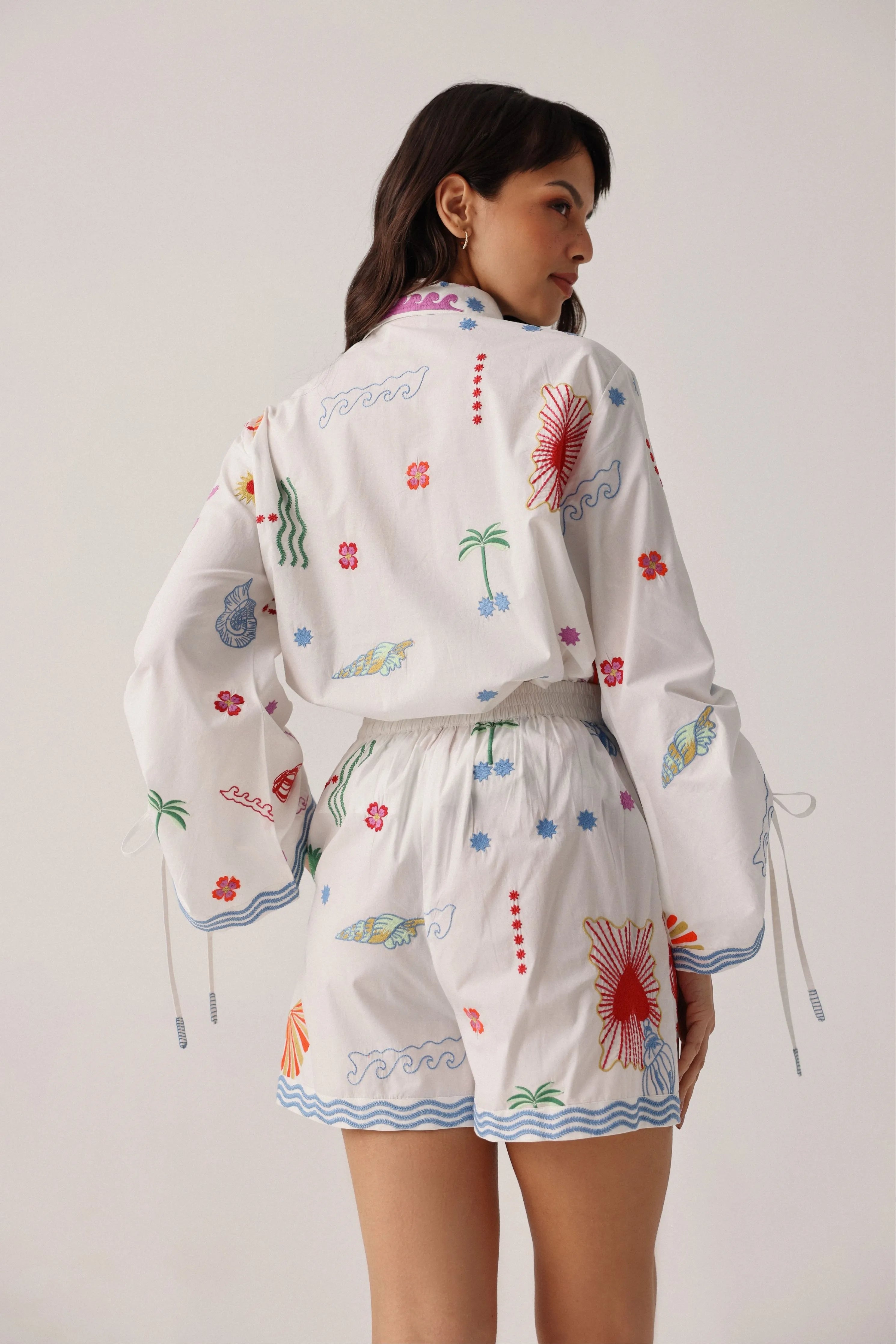Mia Ecru Shorts