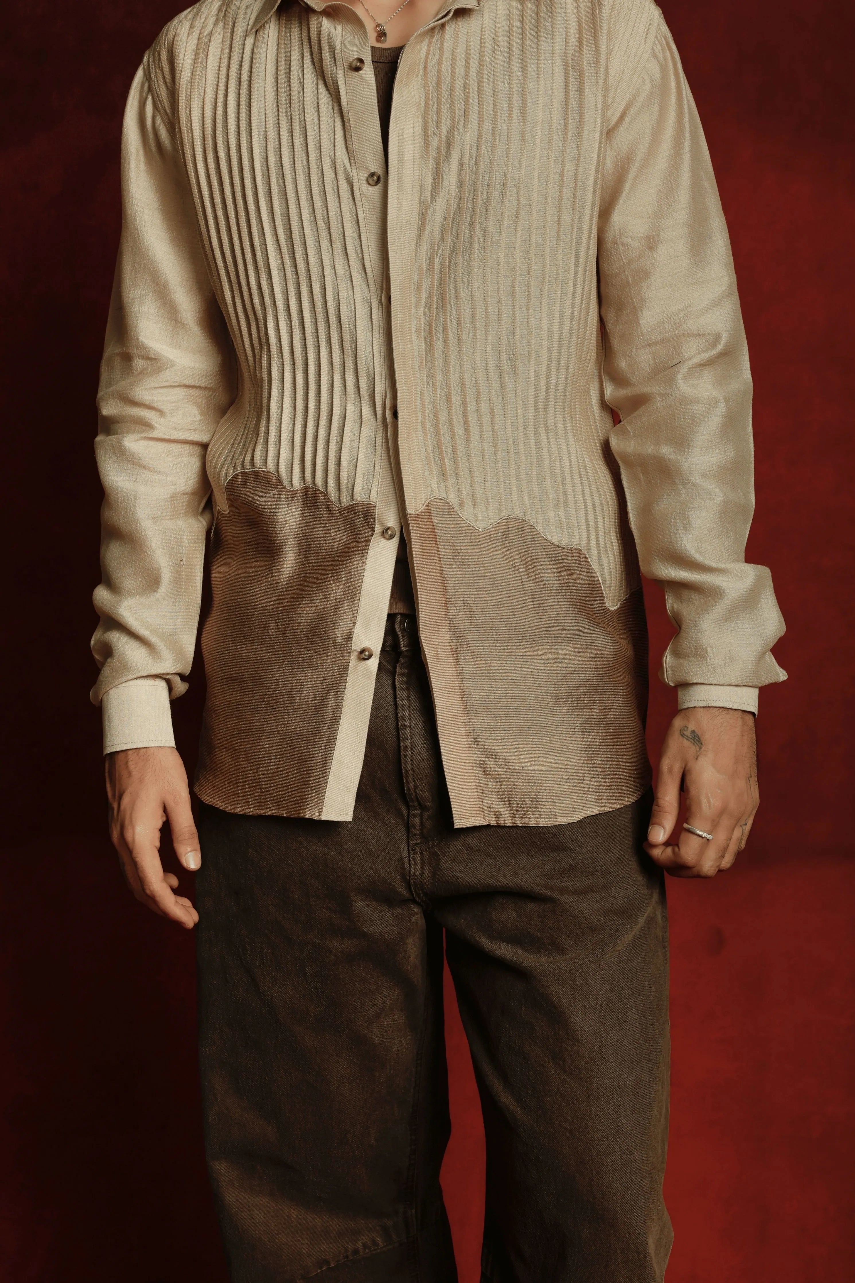 Graphite Grove Beige Shirt