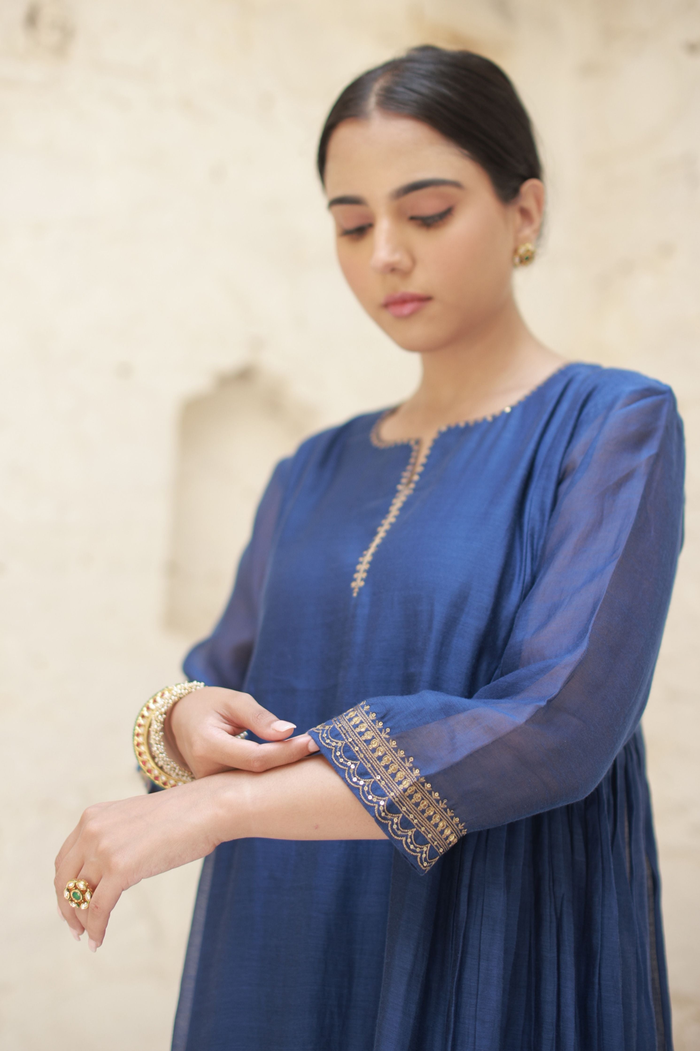 Neelkamal Kurta Set