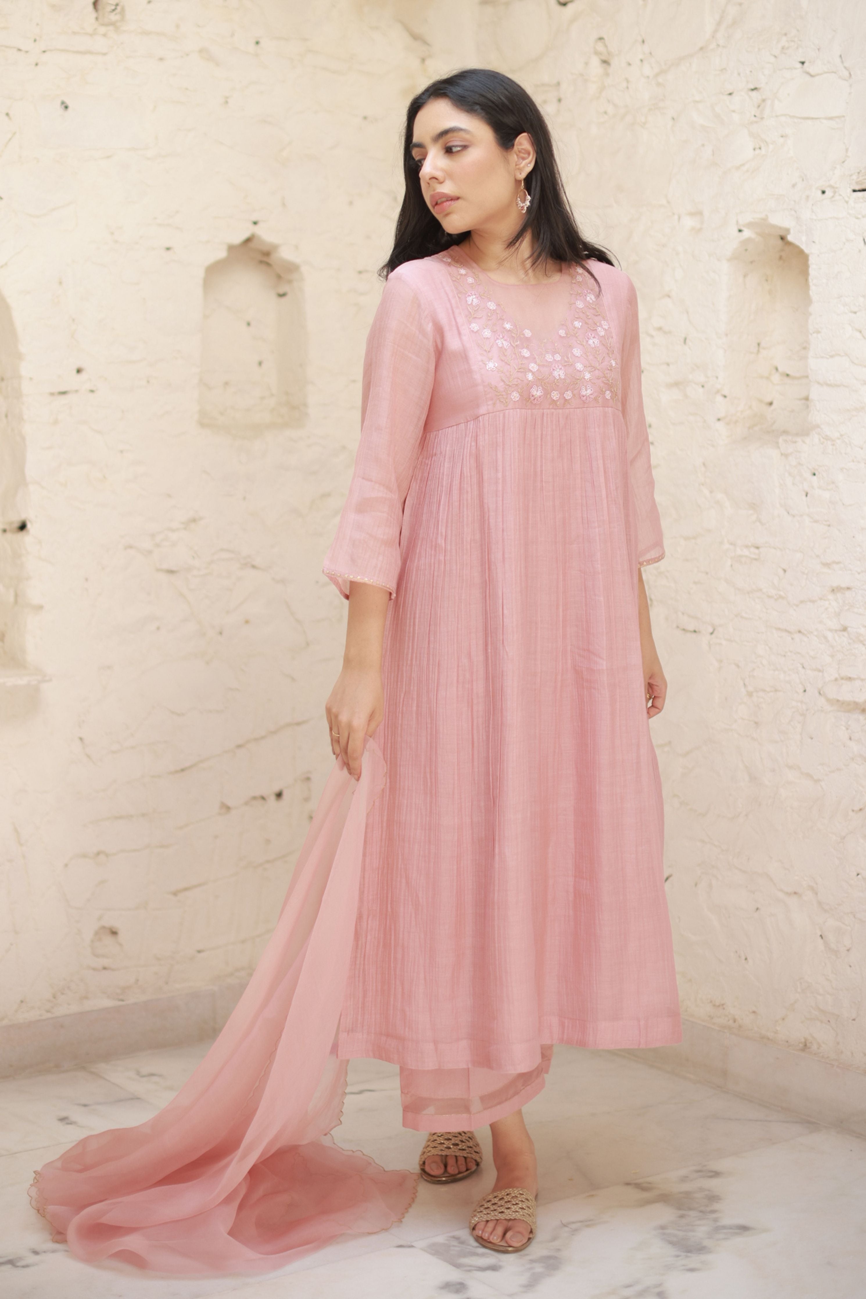 Nargis Kurta Set