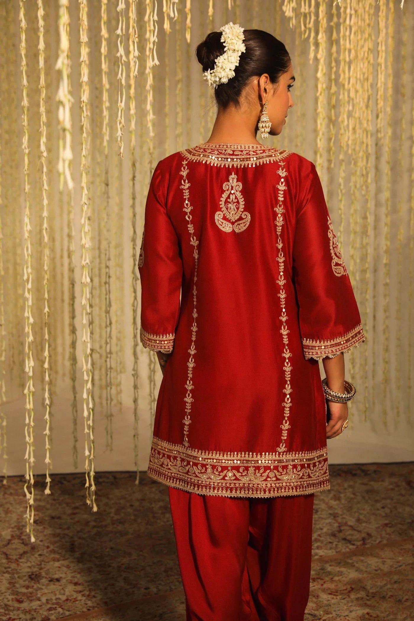 Shilpa Shetty In Mehak Deep Red Short Kurta With Salwar And Dupatta