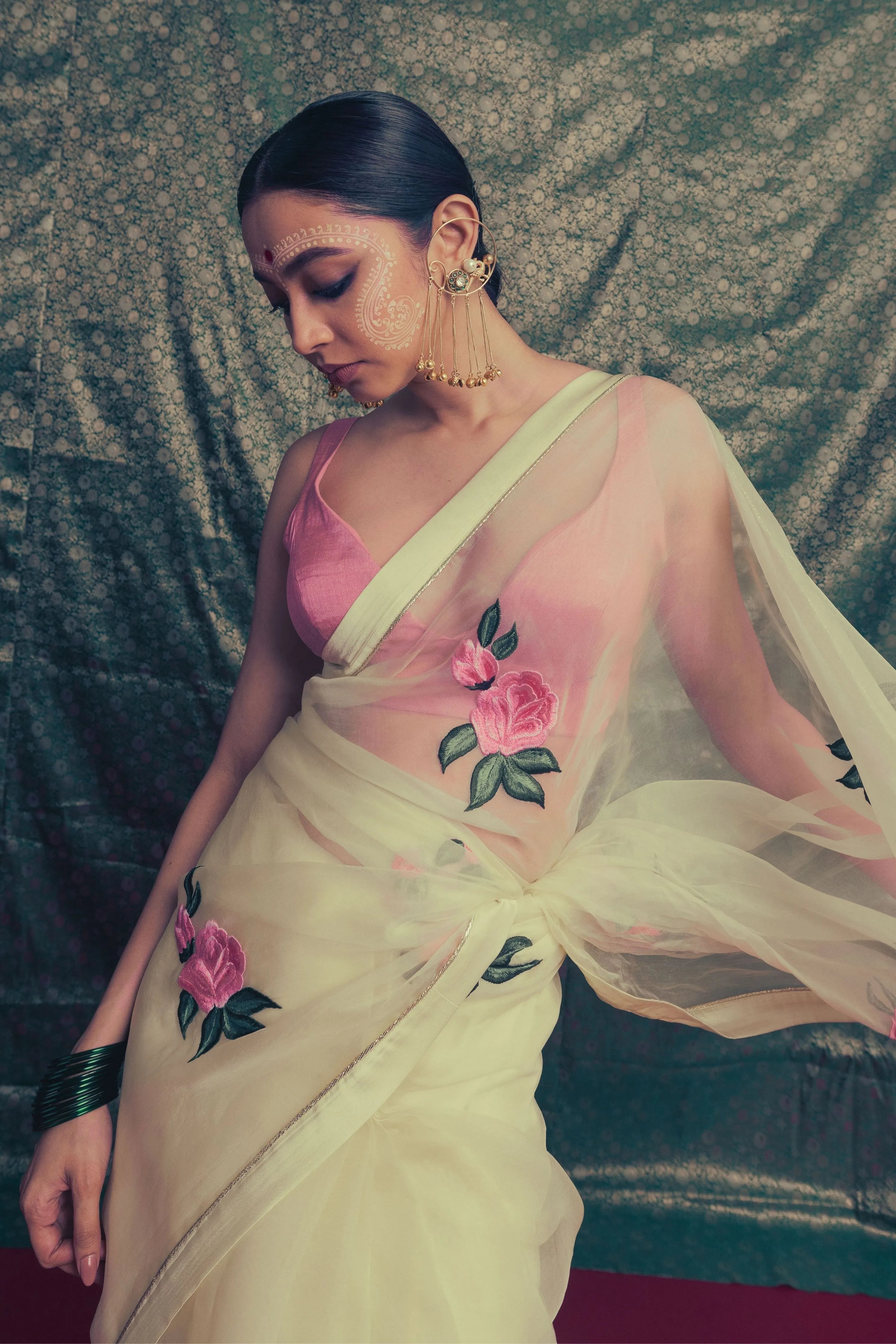 Roop Gulab Saree & Blouse