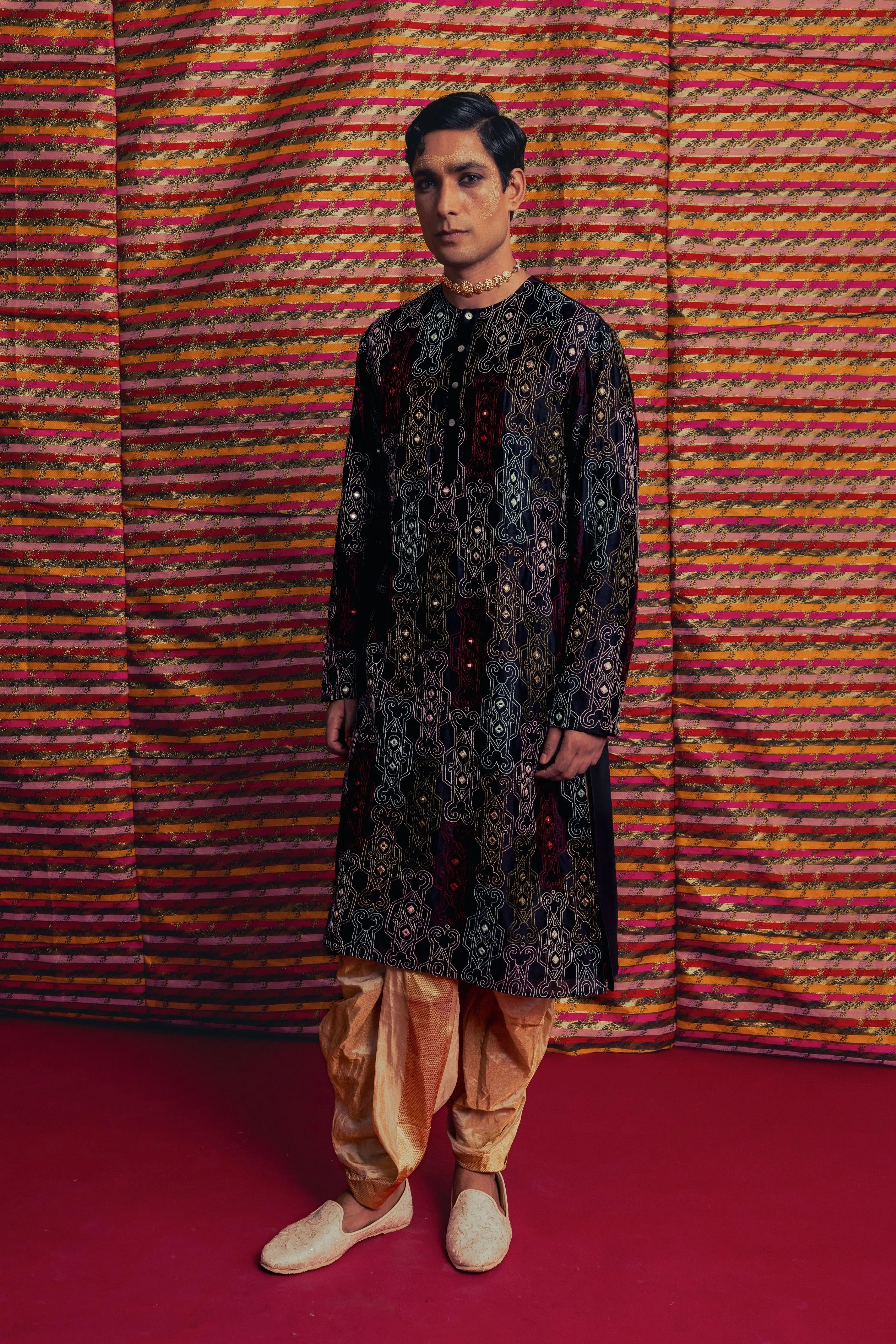 Mehfil Raat Kurta Set
