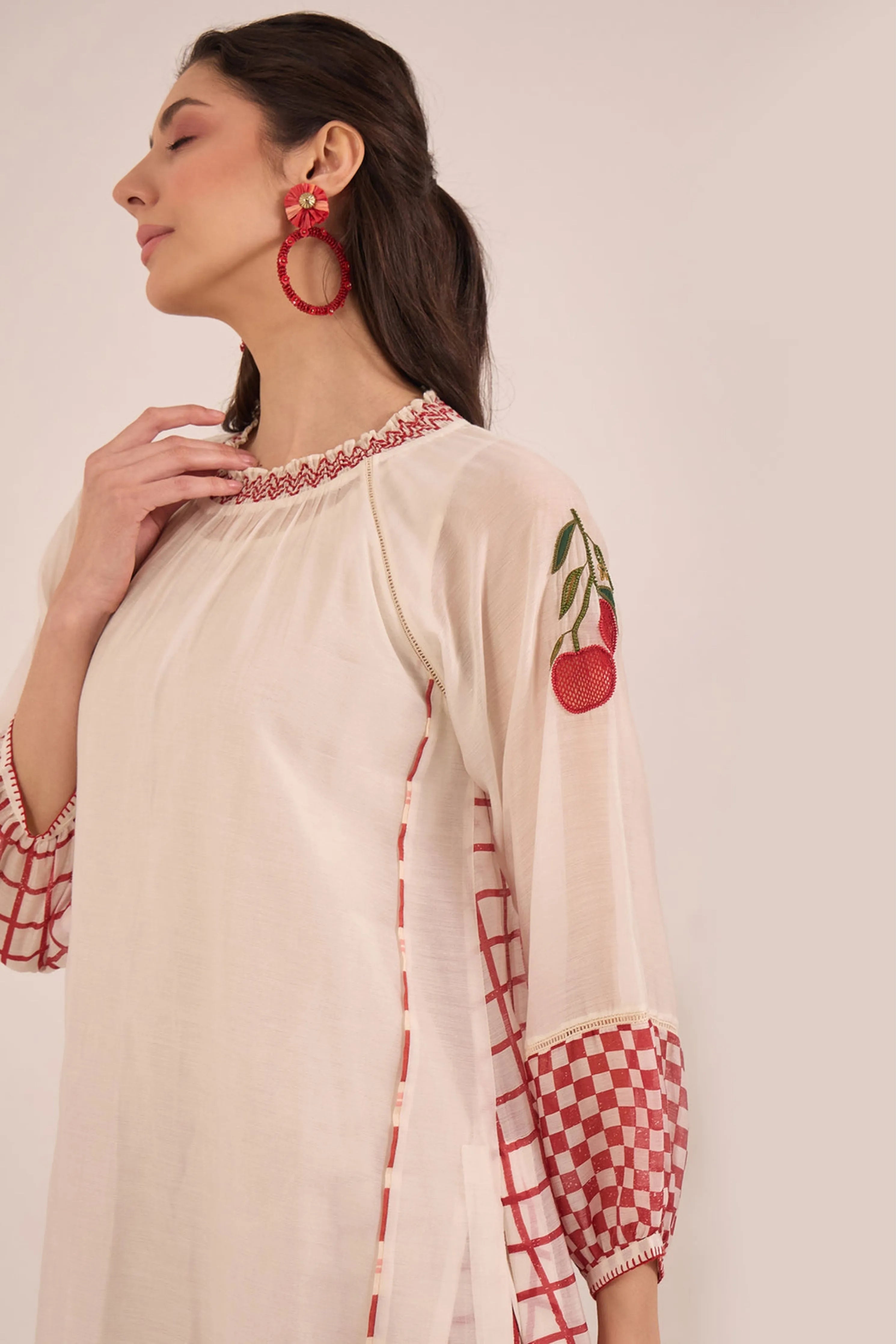 Shirin Ivory Red Check Embroidered Kurta Set