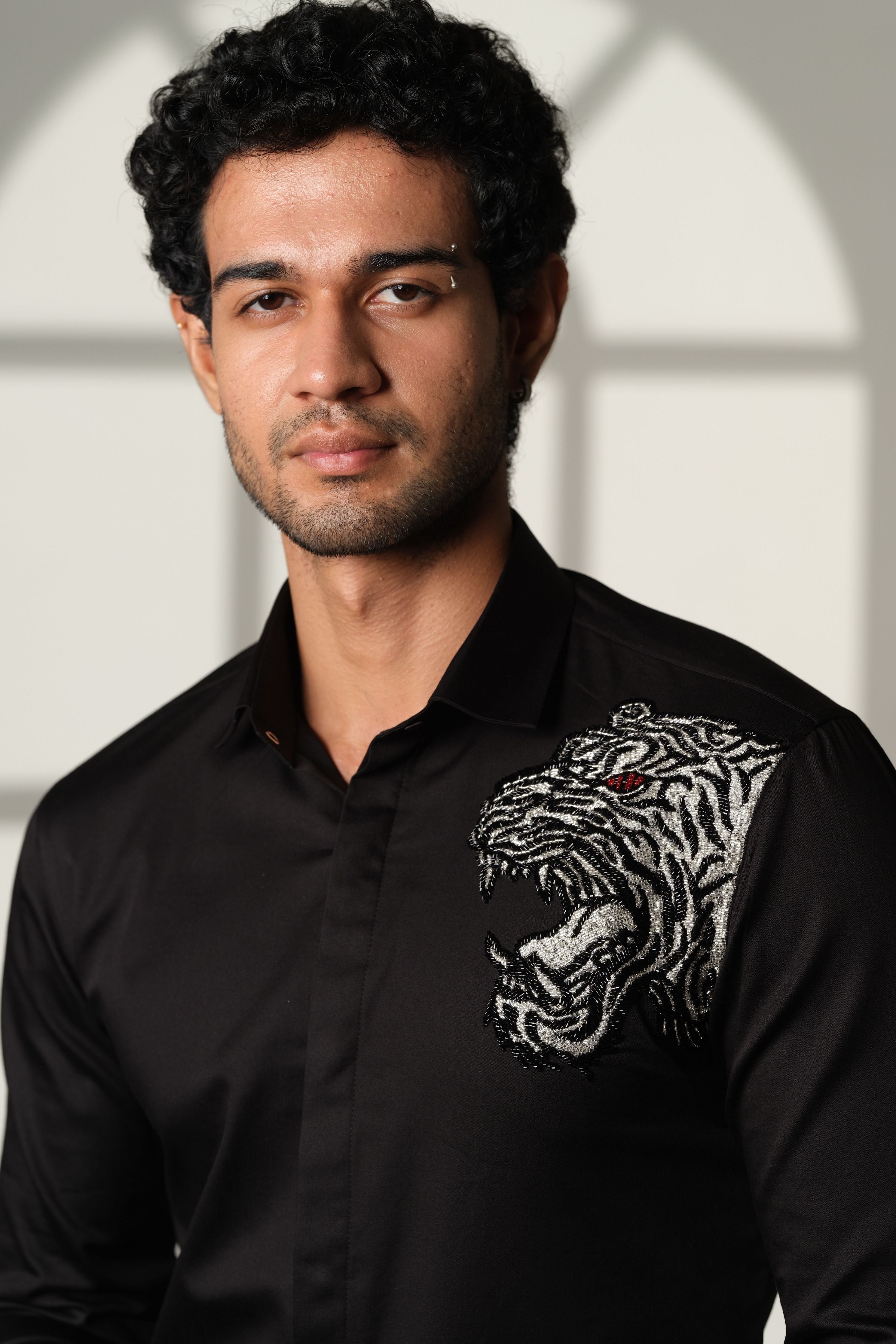 Black Shirt With Tiger Roar On The Edge