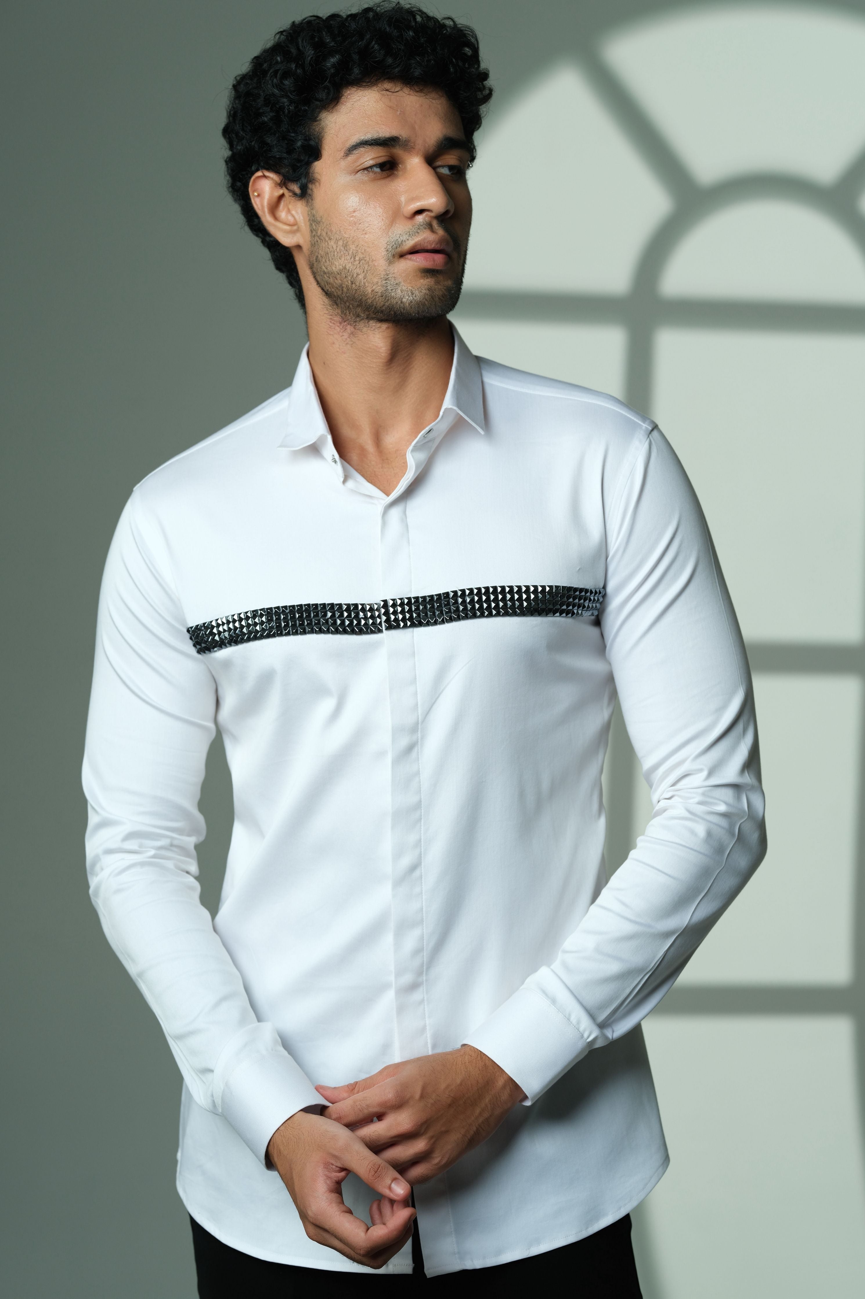White Shirt With Quad Pyramid Lines On Chest