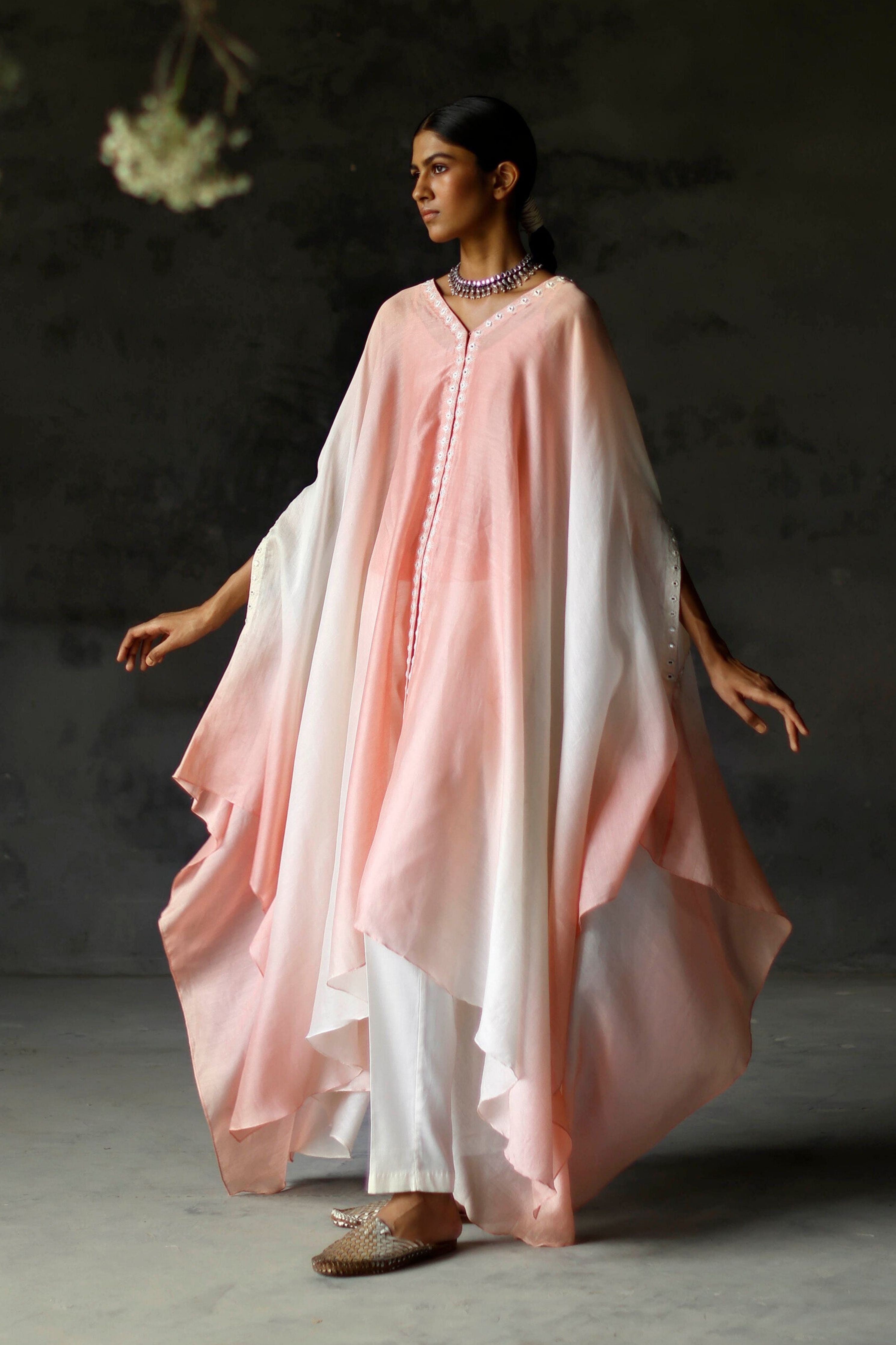 Gulabi Norah Cape Set