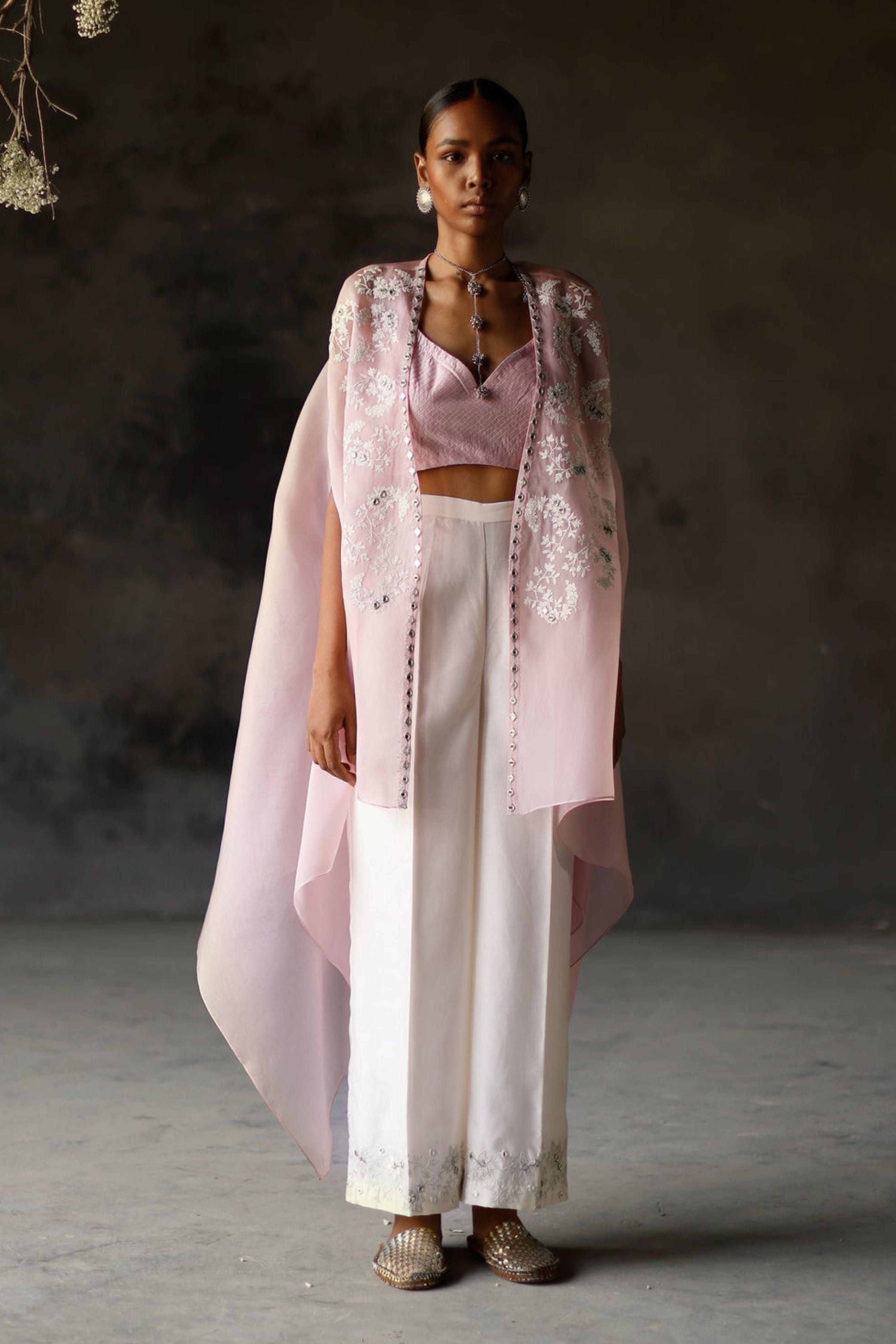 Jamuni Ruhee Cape Set