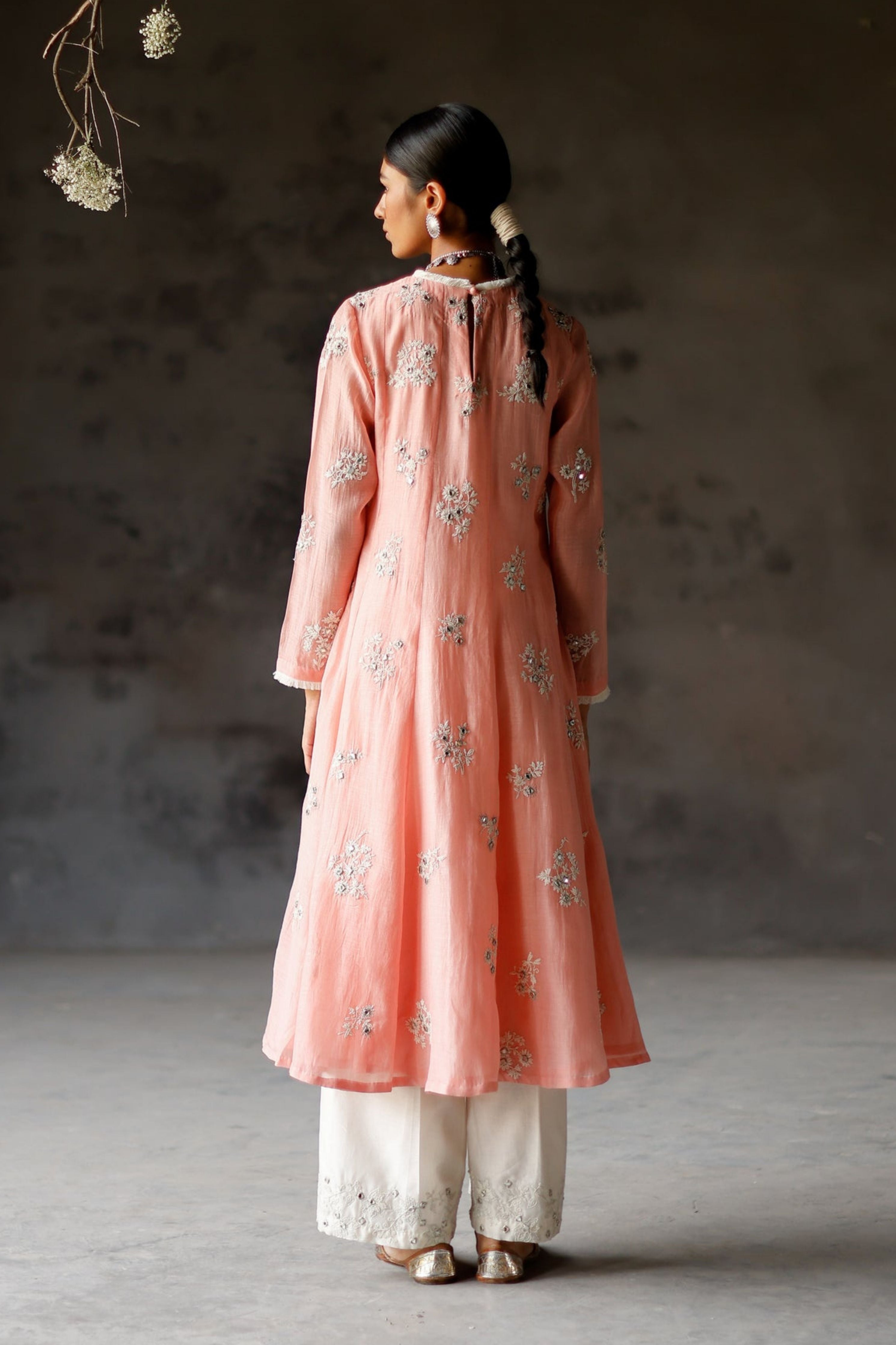 Gulabi Siyah Anarkali Set
