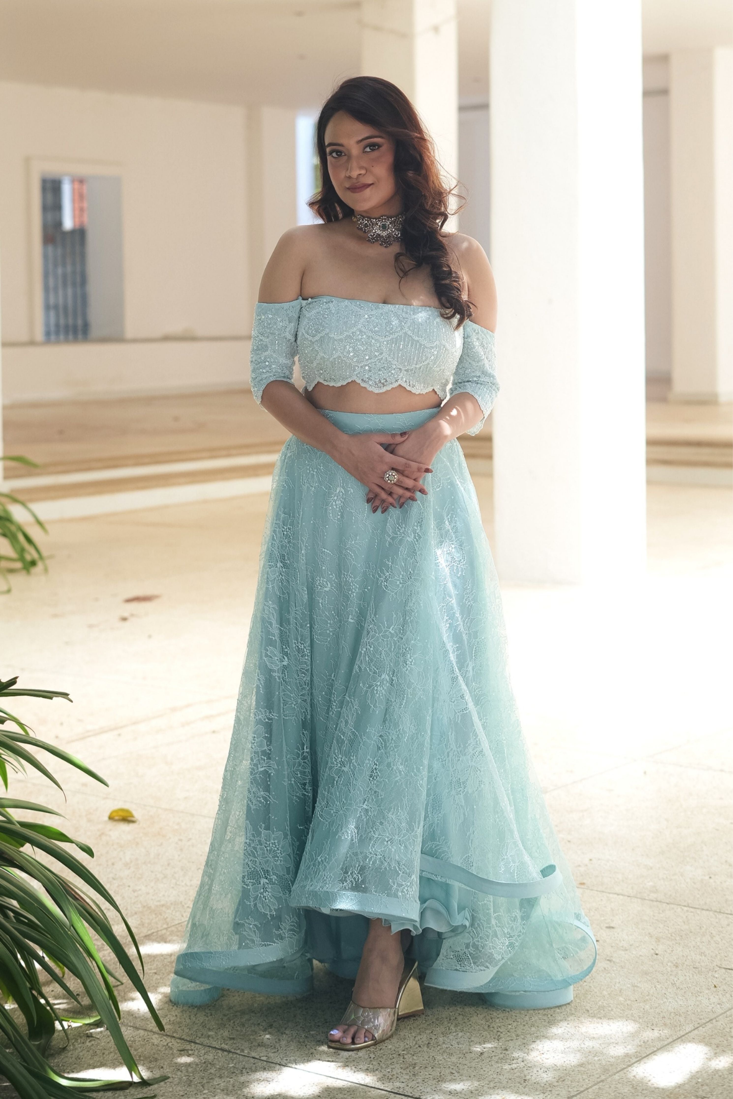 Off Shoulder Bloue Skirt Set