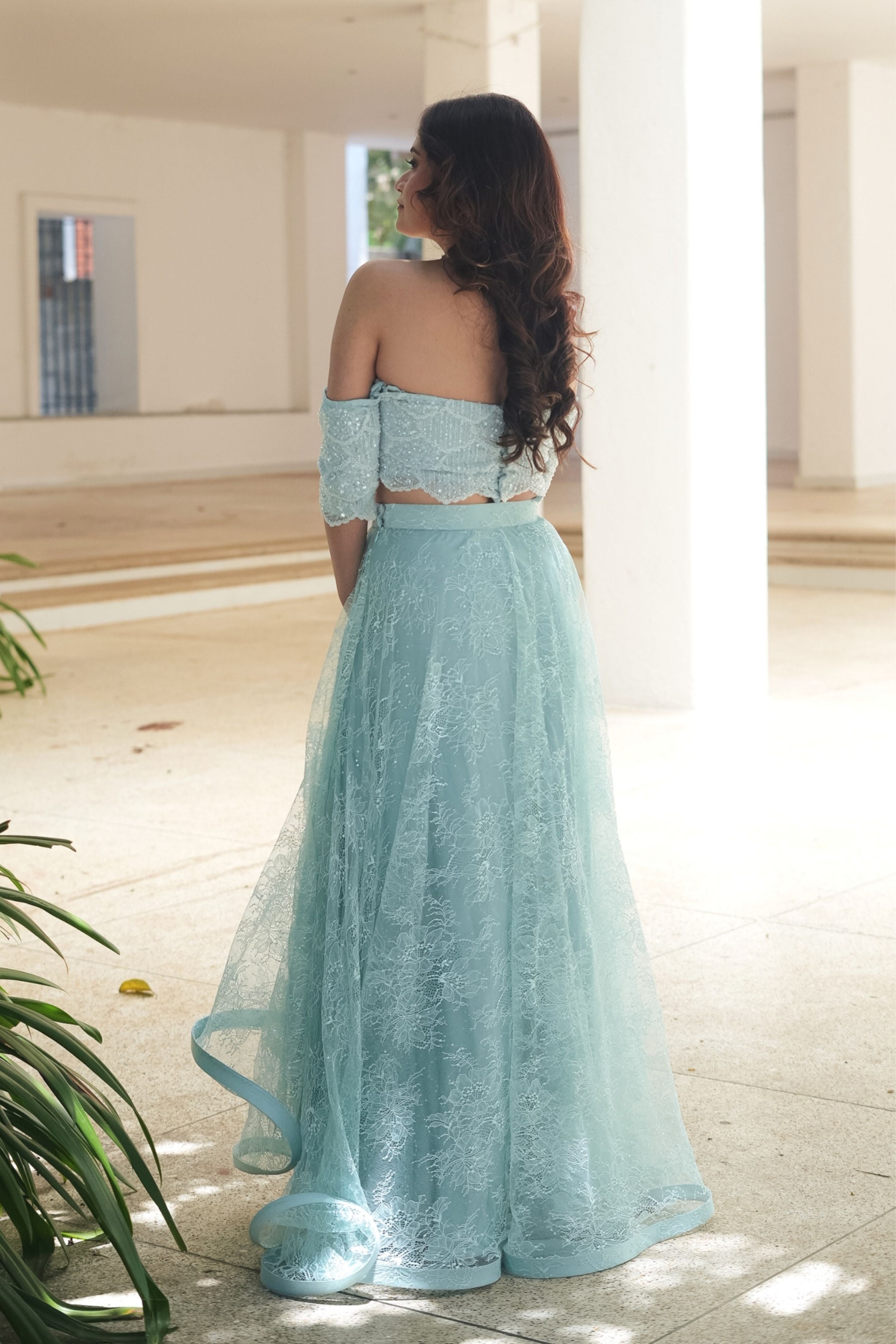 Off Shoulder Bloue Skirt Set
