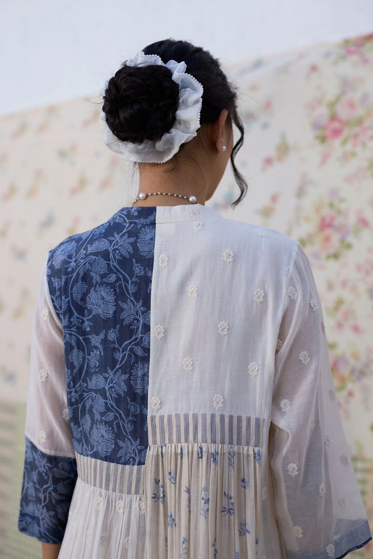 Raye Tunic Set In Off white & Blue